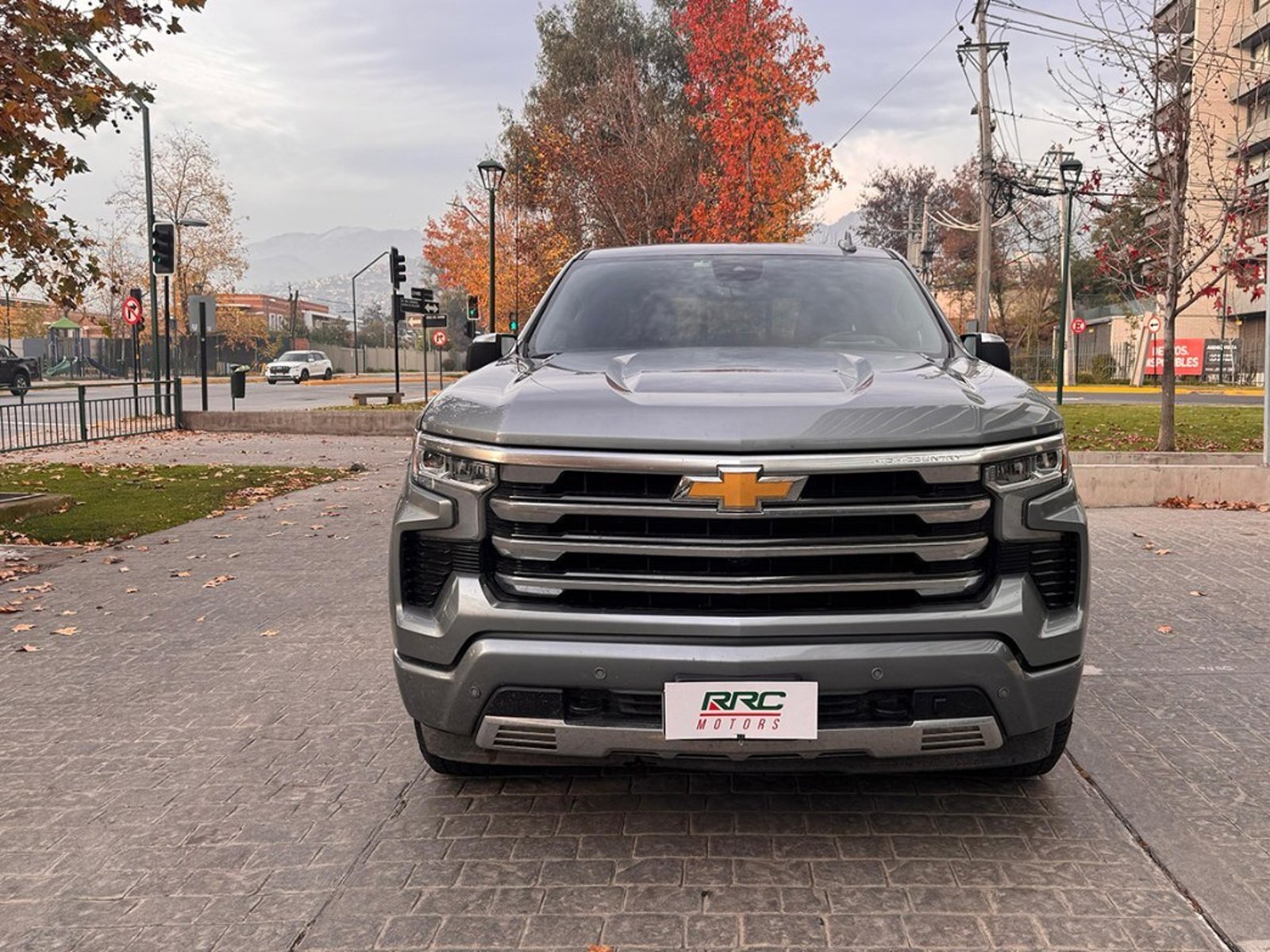 Chevrolet SILVERADO High Country 3.0 2024 - Foto 2 de 10