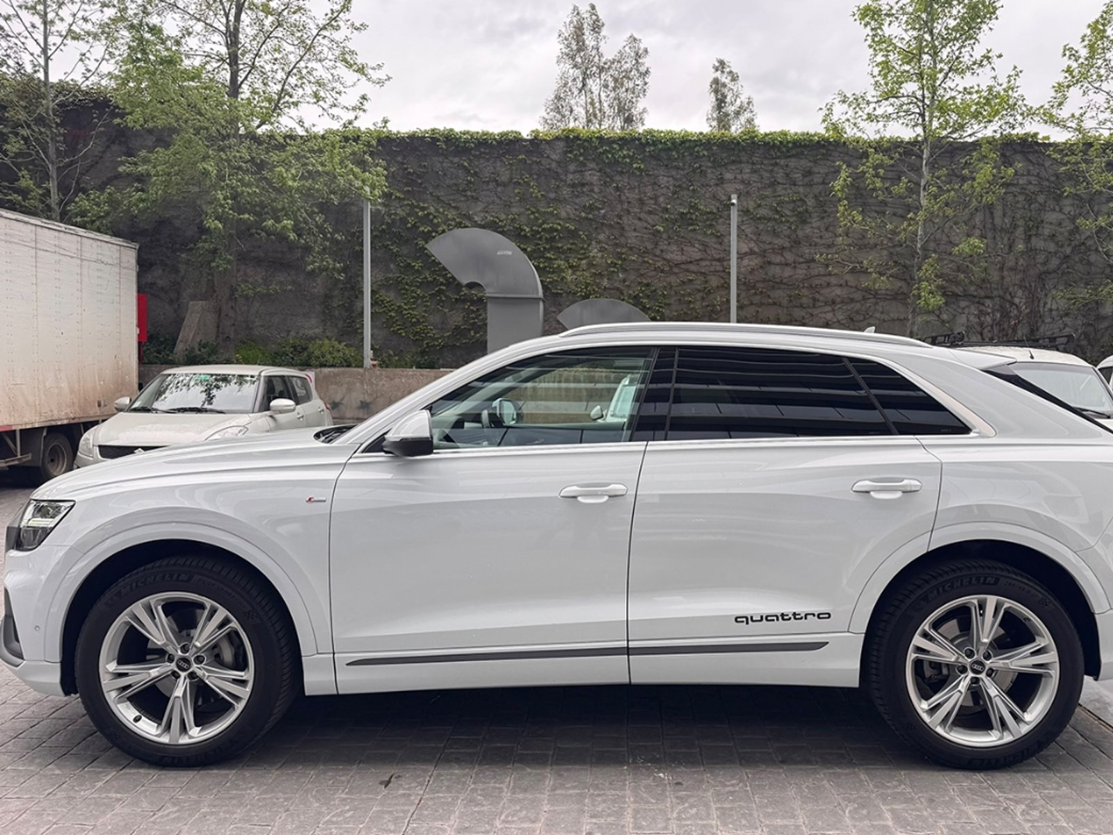 Audi Q8 55 tfsi quattro 2022 - Foto 5 de 20