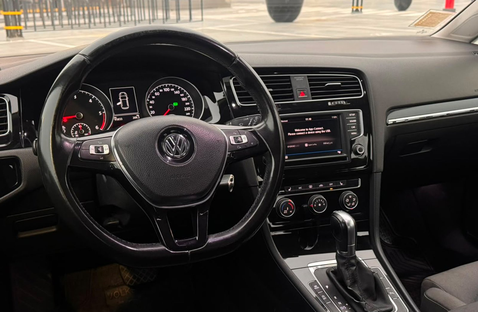 Volkswagen Golf Highline 2.0TDI 2018 - Imagen 15 de 18