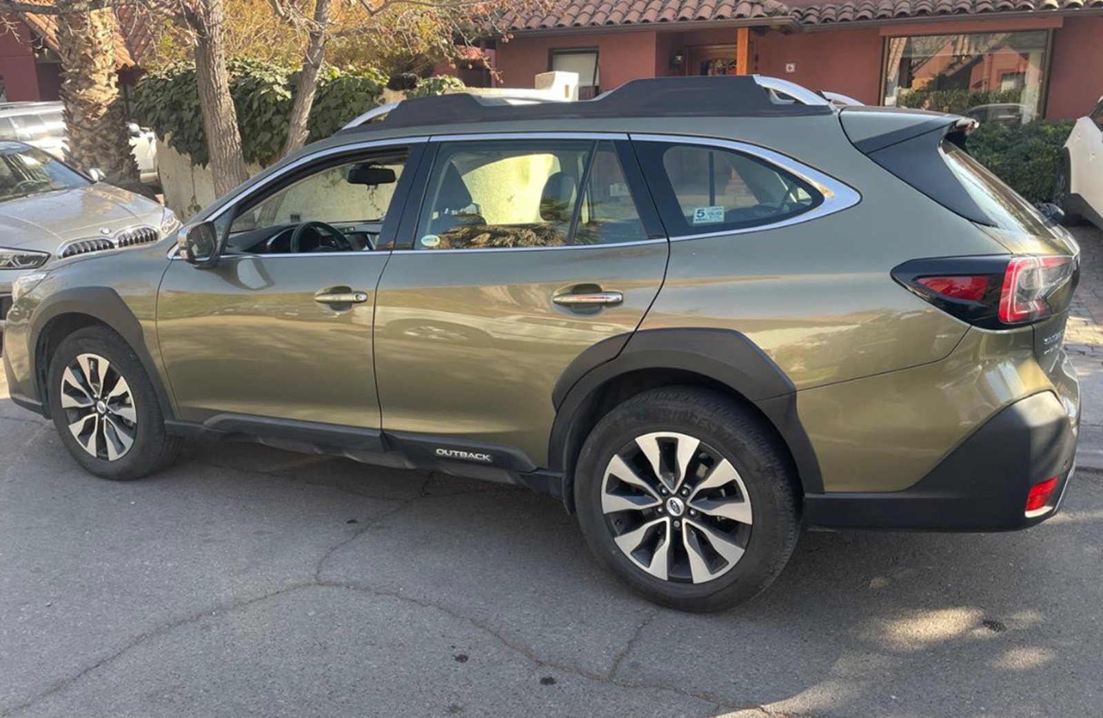 Subaru Outback Touring AWD 2024 - Imagen 3 de 10