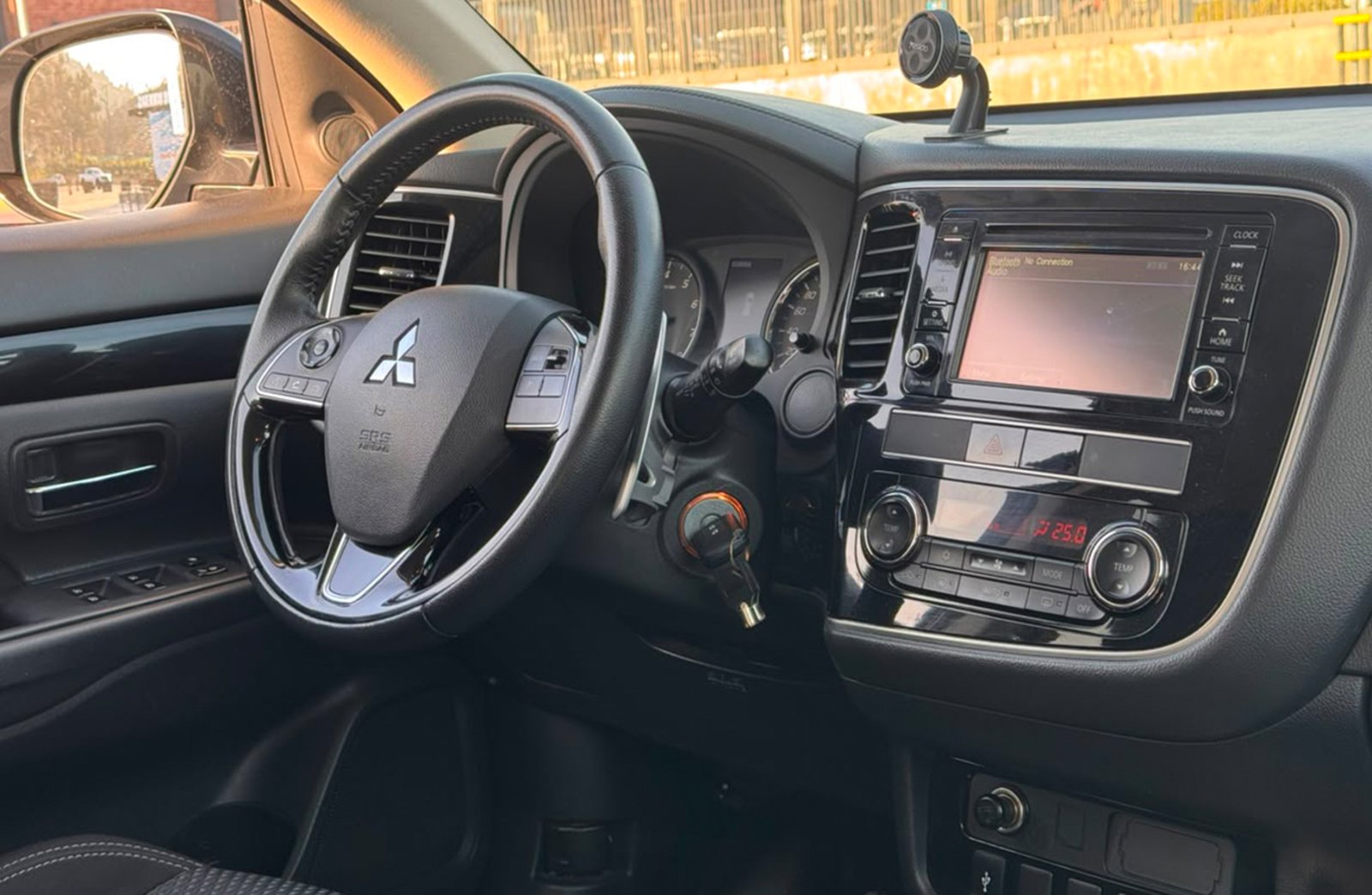 Mitsubishi Outlander GLX 2.4 AWD 2020 - Imagen 13 de 20