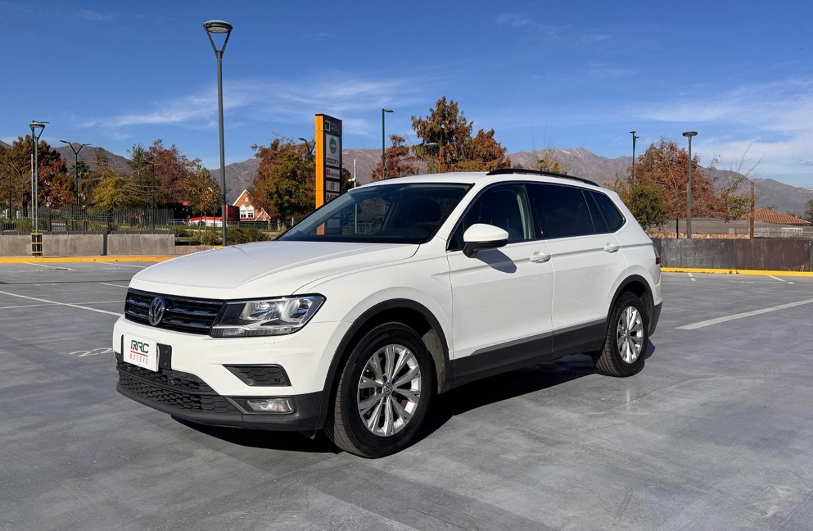 Volkswagen TIGUAN Comfortline 7a 2018 - Imagen 3 de 10