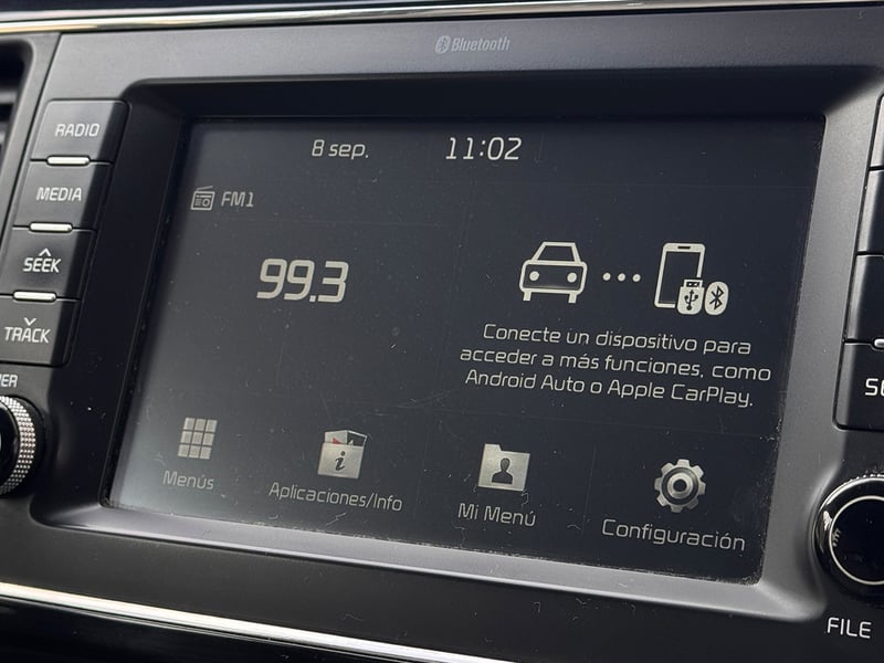 Kia Grand Carnival EX 3.3 2018 - Imagen 10 de 19
