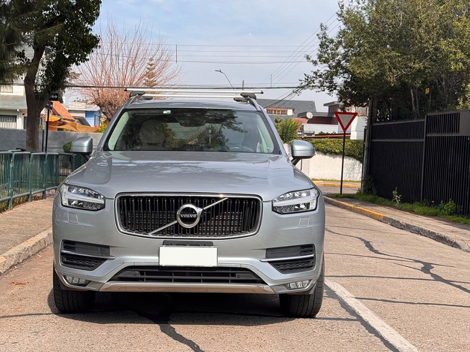 Volvo XC90 D5 AWD Momentum 2018 - Foto 2 de 18