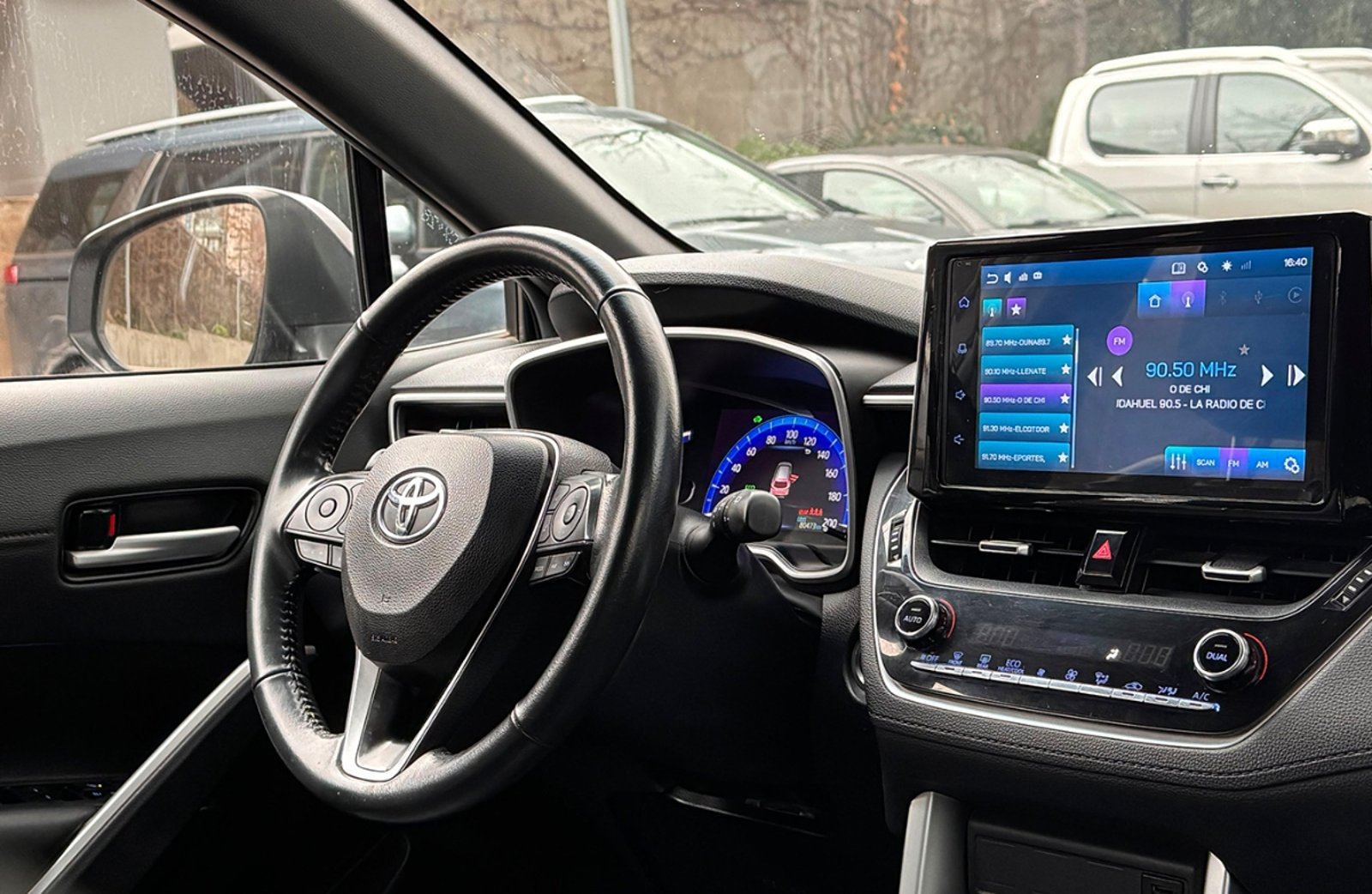 Toyota Corolla Cross SEG Hibrido 2024 - Imagen 17 de 20
