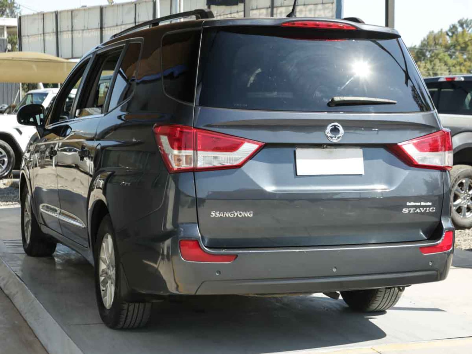 SSANGYONG STAVIC 2.2 MT 4X2 FULL 2018 - Imagen 4 de 15