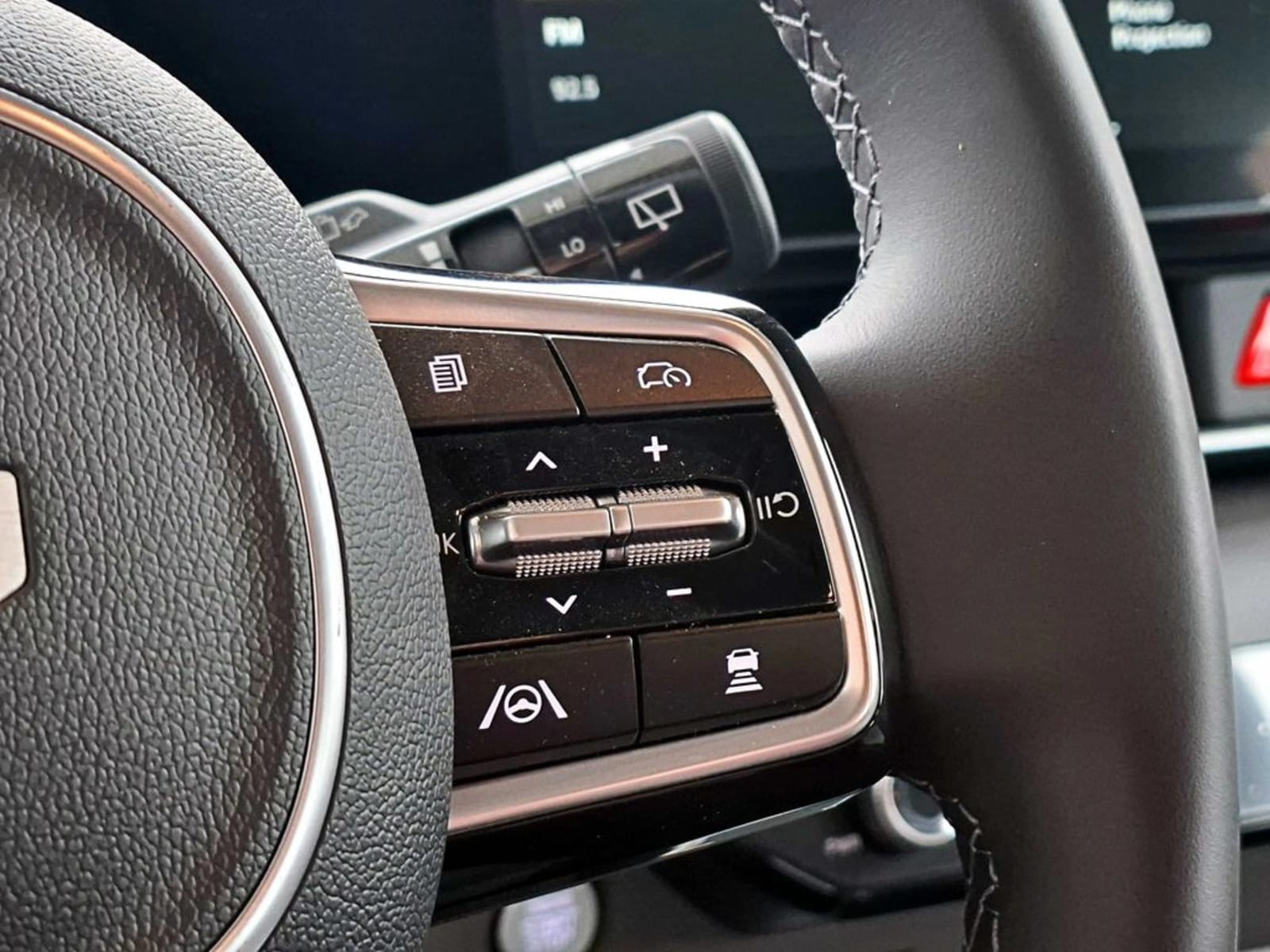 KIA CARNIVAL 2.2 EX DIESEL 4X2  AT 5P 2025 - Imagen 18 de 20
