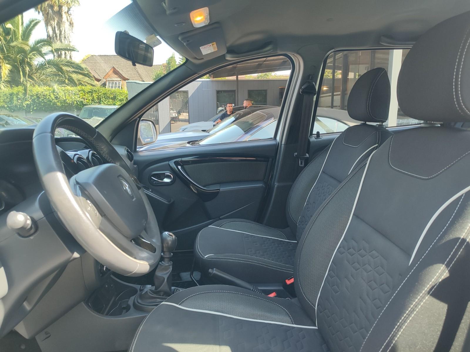 RENAULT OROCH INTENS 2.0 MT 4X2 2020 - Imagen 11 de 15
