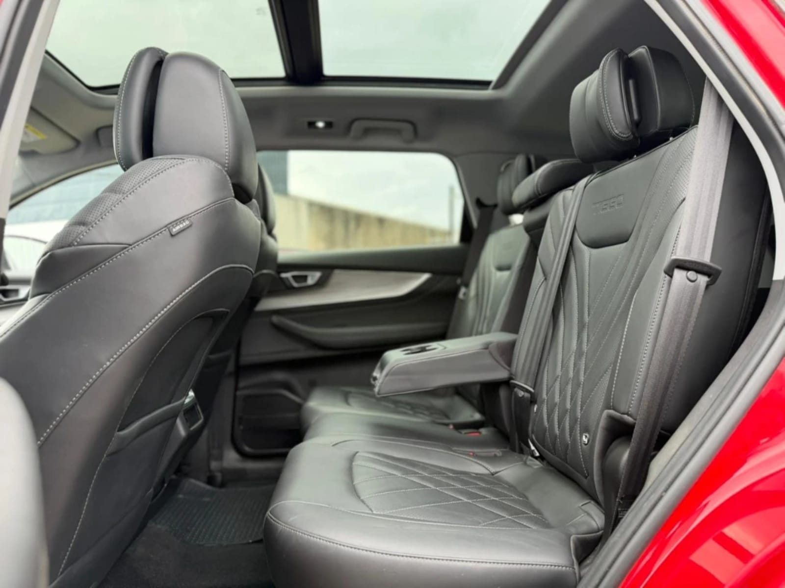 CHERY TIGGO 8 PRO 2.0 TGDI GLX PRO MAX AWD AT 5P 2024 - Imagen 17 de 20