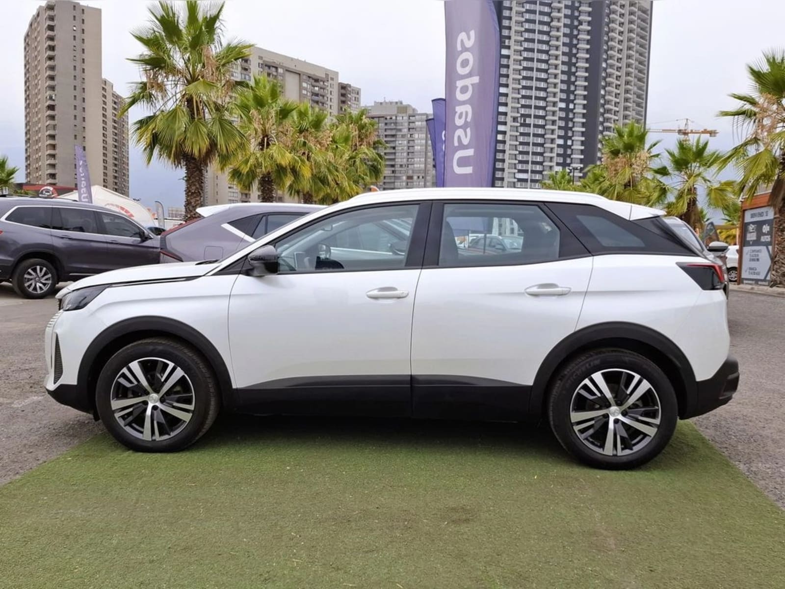 PEUGEOT 3008 1.5 ACTIVE PACK BLUEHDI 130 4X2 MT6 5P 2023 - Imagen 8 de 20