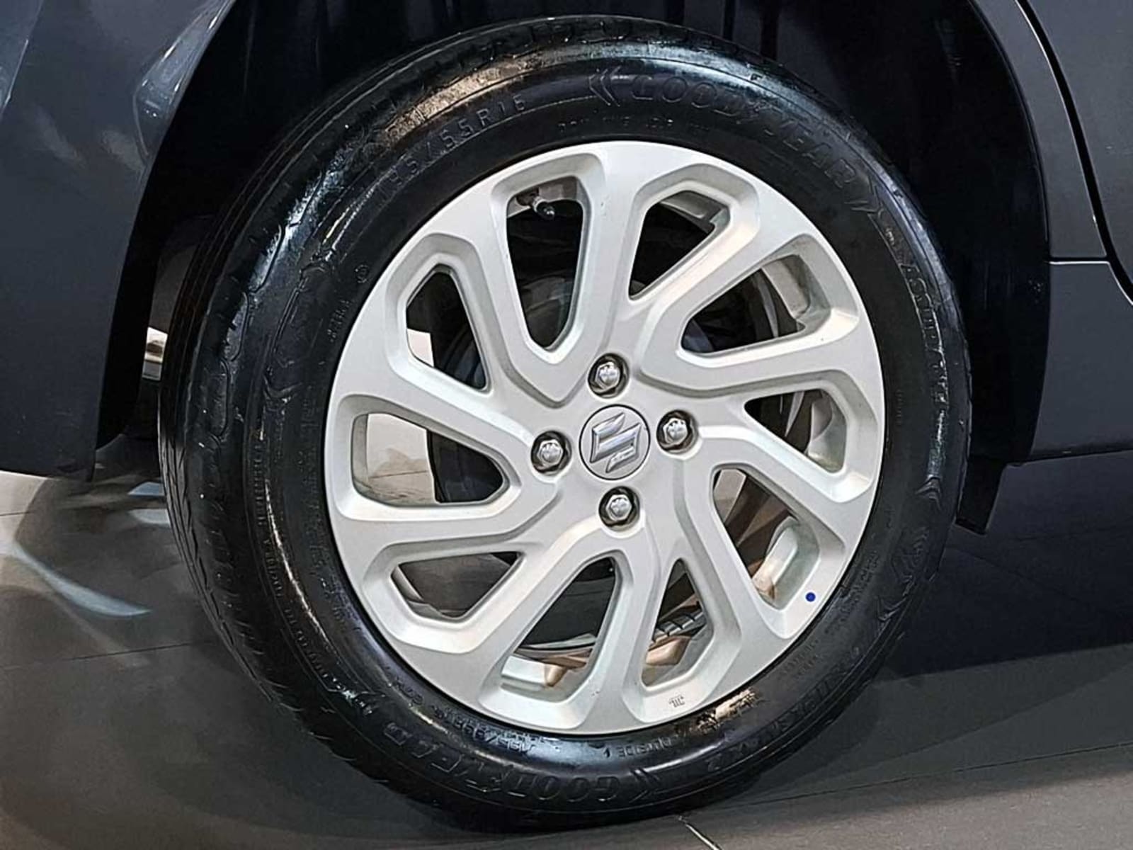 SUZUKI BALENO (IN) 1.5 GLS MT 2024 - Imagen 8 de 20