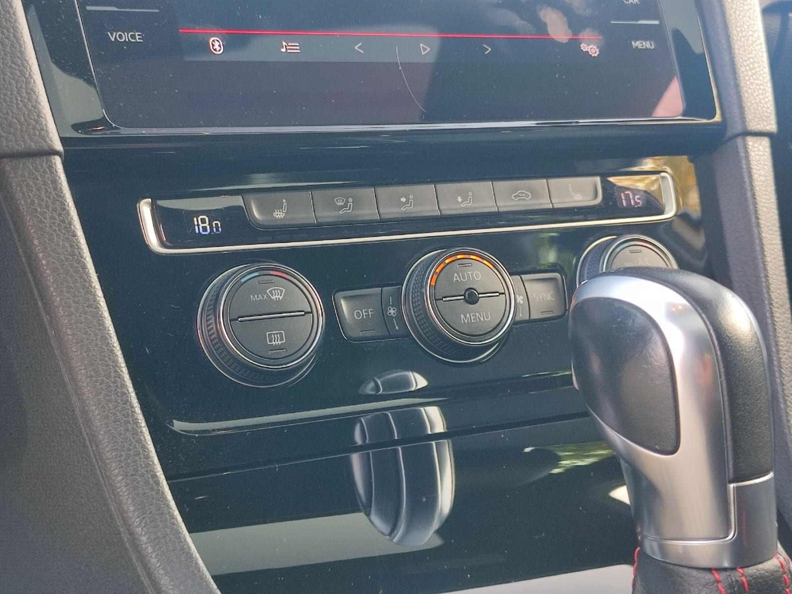 VOLKSWAGEN GOLF GTI 2.0 TSI DSG 2018 - Imagen 15 de 17