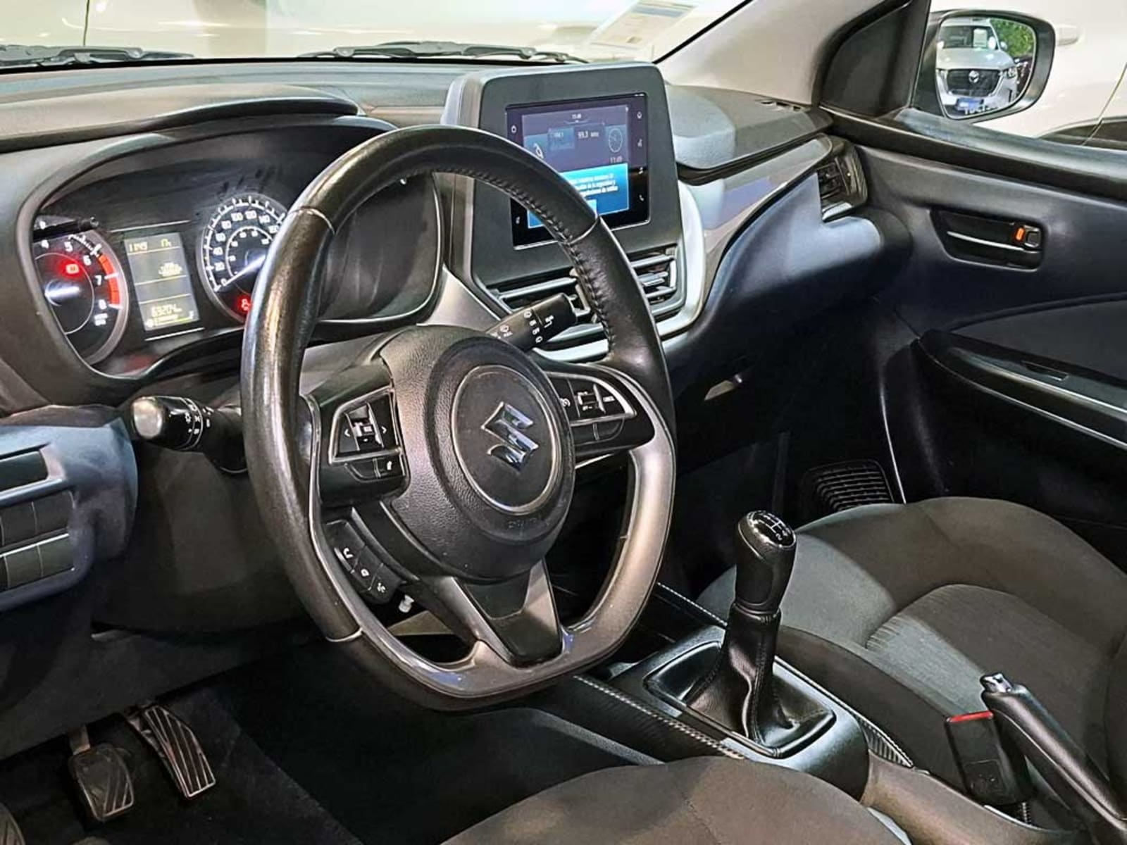SUZUKI BALENO (IN) 1.5 GLS MT 2024 - Imagen 12 de 20