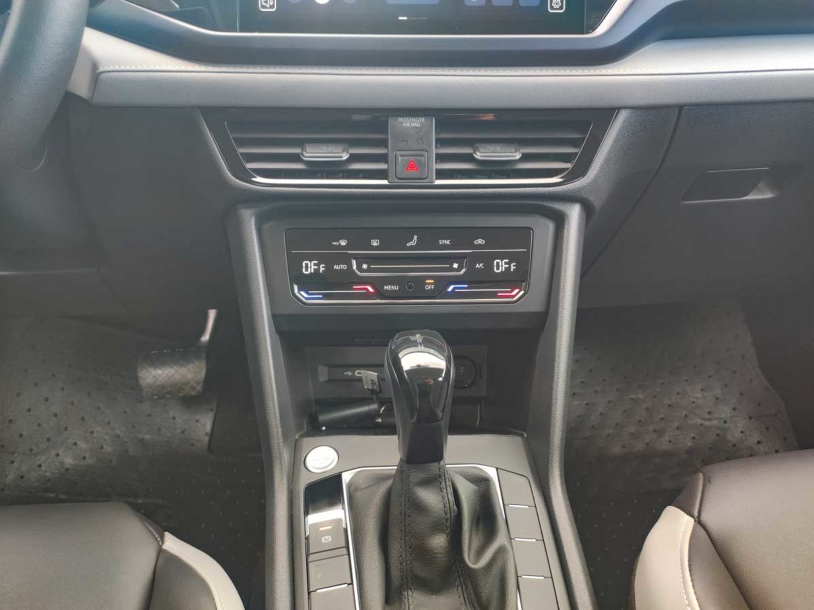 VOLKSWAGEN TAOS TSI 1.4 AT 2026 - Imagen 9 de 15