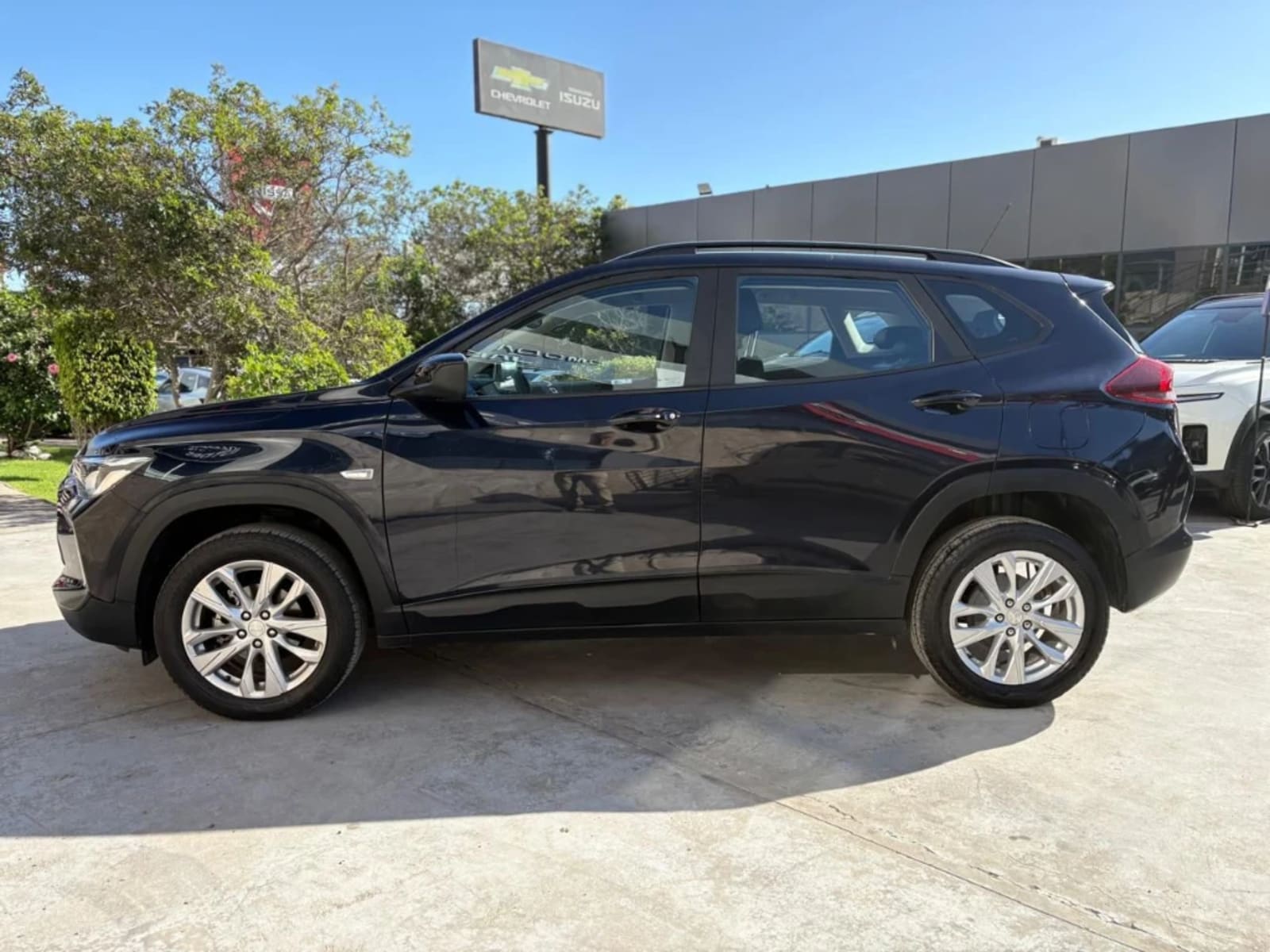 CHEVROLET TRACKER 1.2T LTZ R 4X2 AT 5P 2025 - Imagen 7 de 16