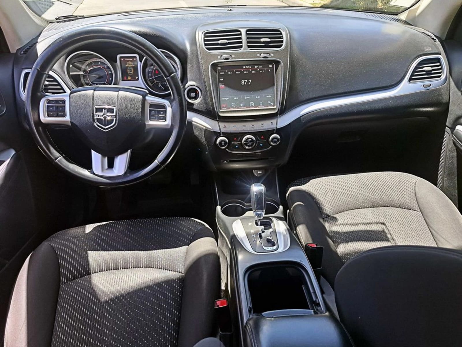 DODGE JOURNEY 2.4 SE AT 5P 2019 - Imagen 13 de 20
