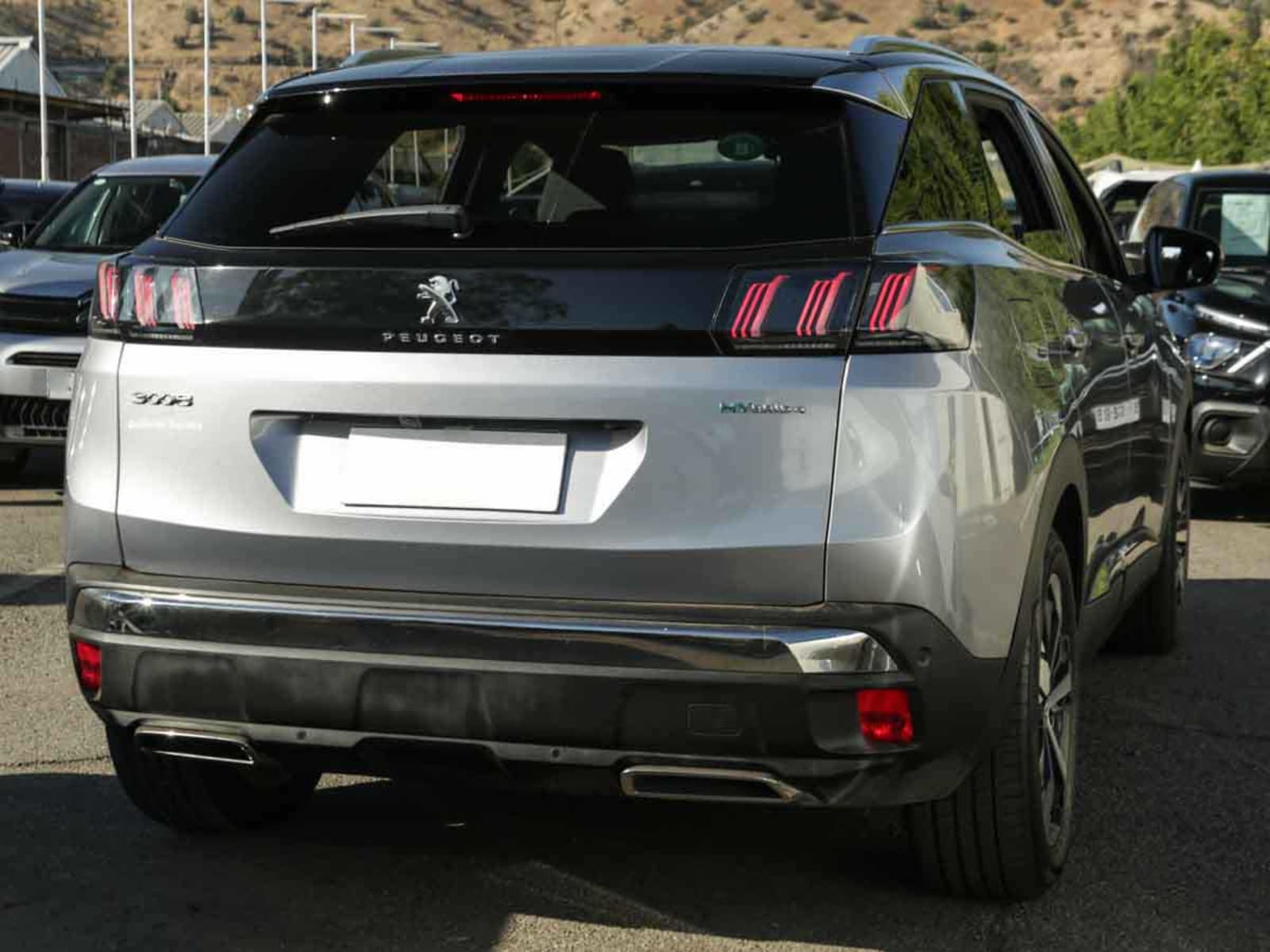 PEUGEOT 3008 GT HYBRID4 300 EEAT8 2022 - Imagen 6 de 14