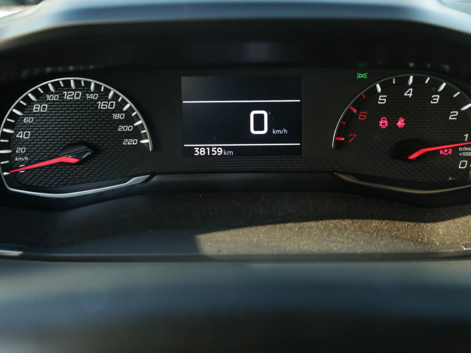 PEUGEOT 2008 PURETECH 130 1.2 2022 - Imagen 7 de 13