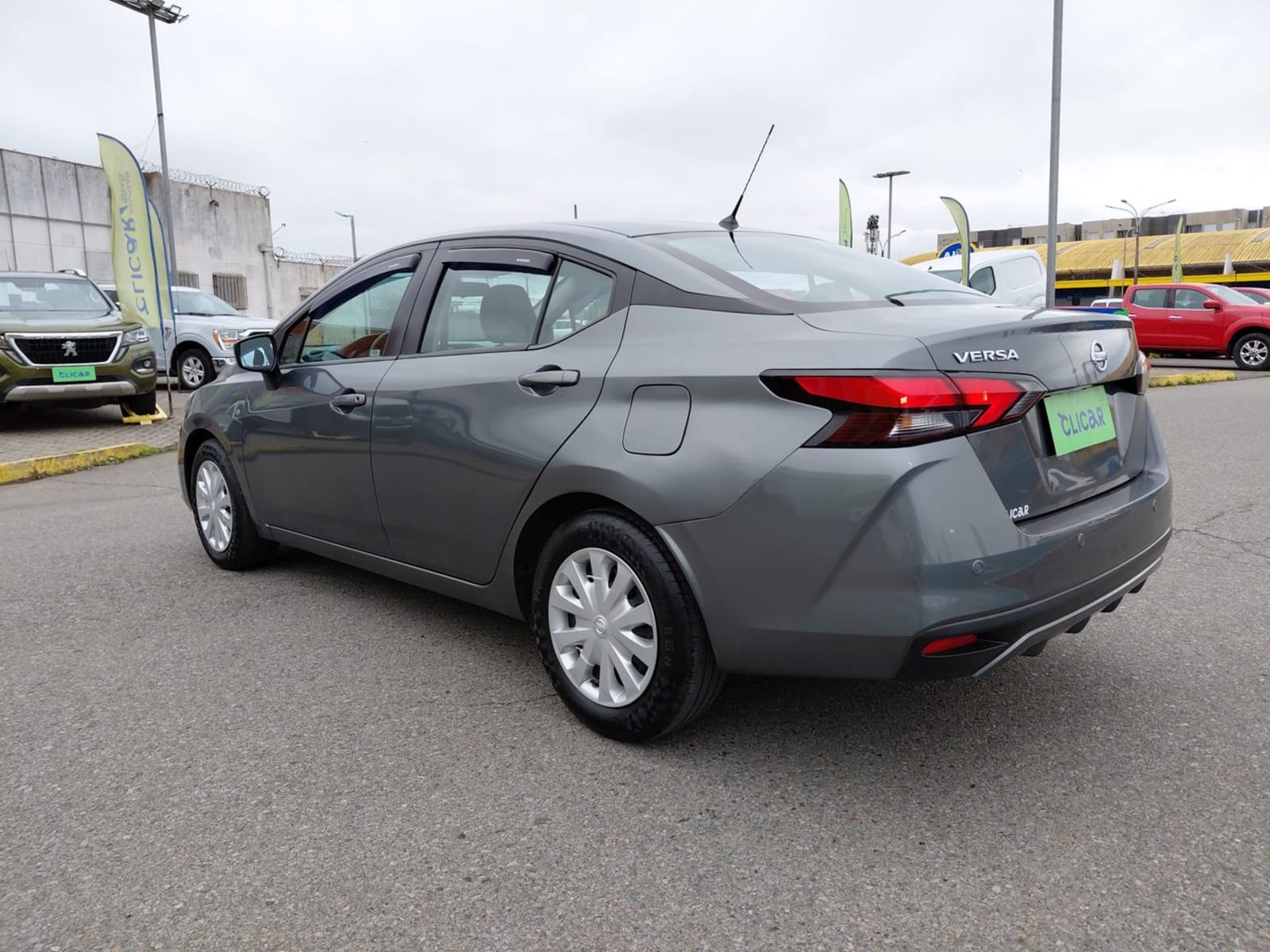 Nissan Versa 1.6 Sense Mt 4p 2021 - Imagen 5 de 8