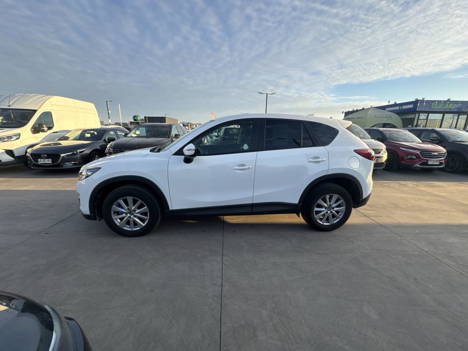 Mazda Cx-5 2.0 R 6at 5p 2017 - Imagen 4 de 8