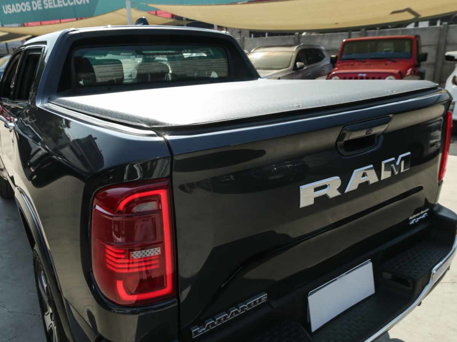 RAM RAMPAGE LARAMIE 2.2 DIESEL 200 HP 4X4 AT 2026 - Imagen 7 de 14