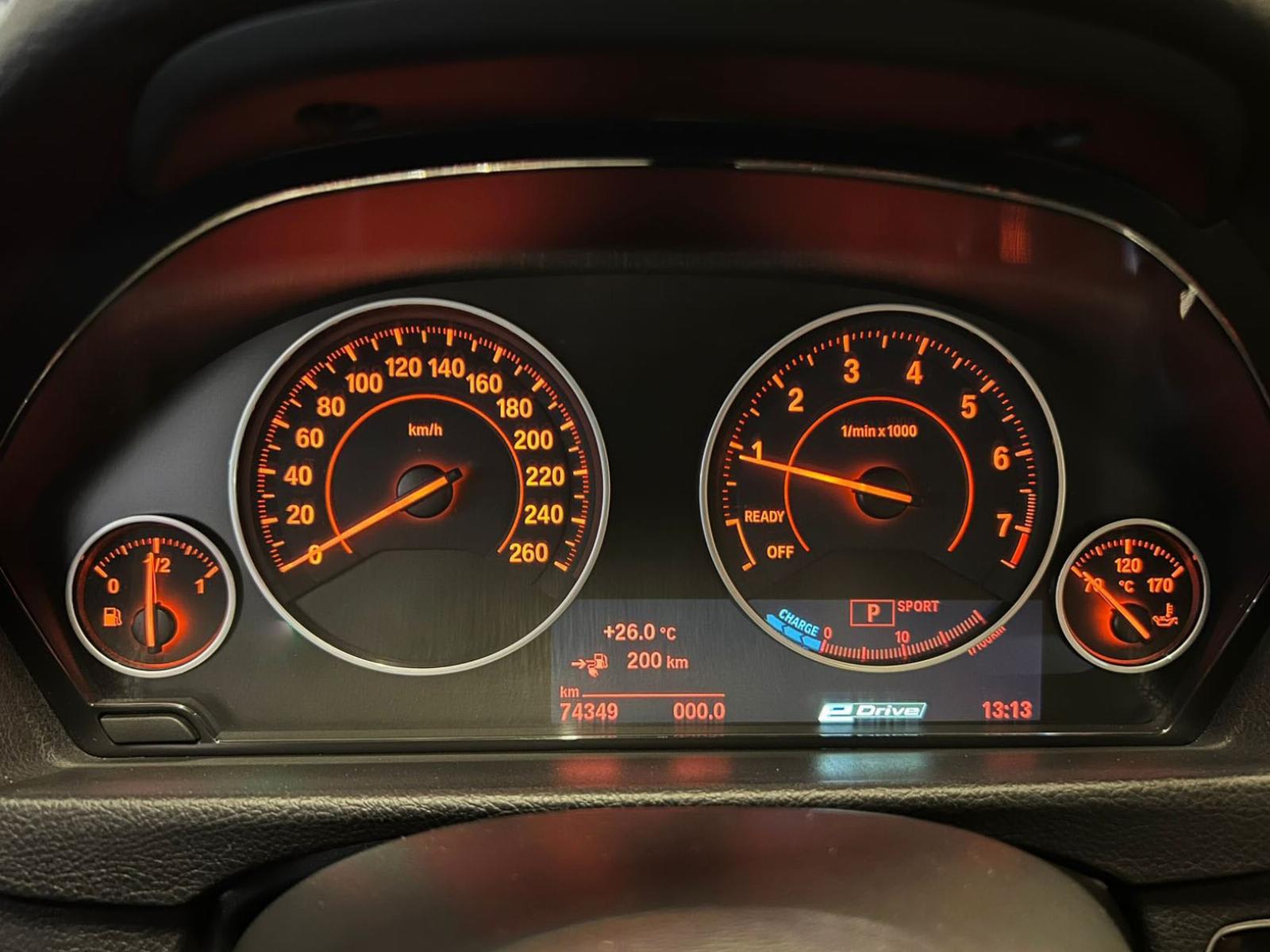 BMW 330 E HÍBRIDO 2018 - Imagen 13 de 20