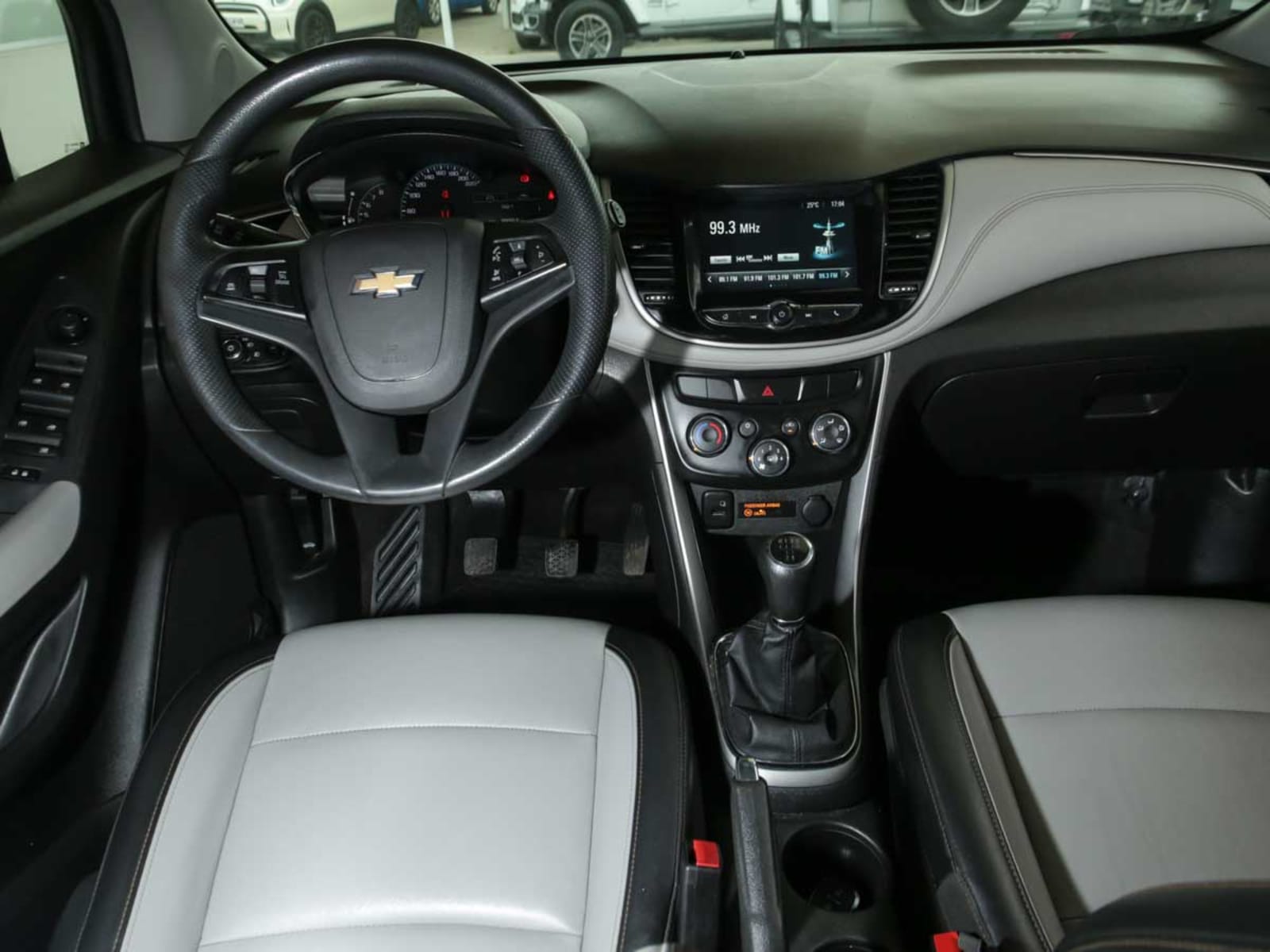CHEVROLET TRACKER LT 1.8 2018 - Imagen 12 de 13