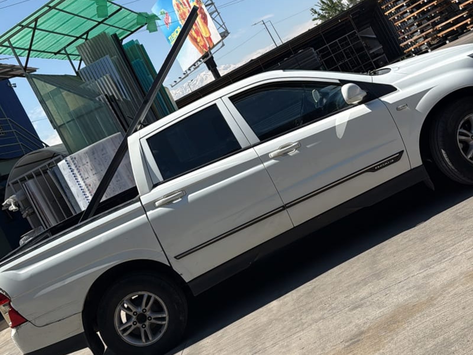 SsangYong Action sport  2017 - Foto 3 de 4