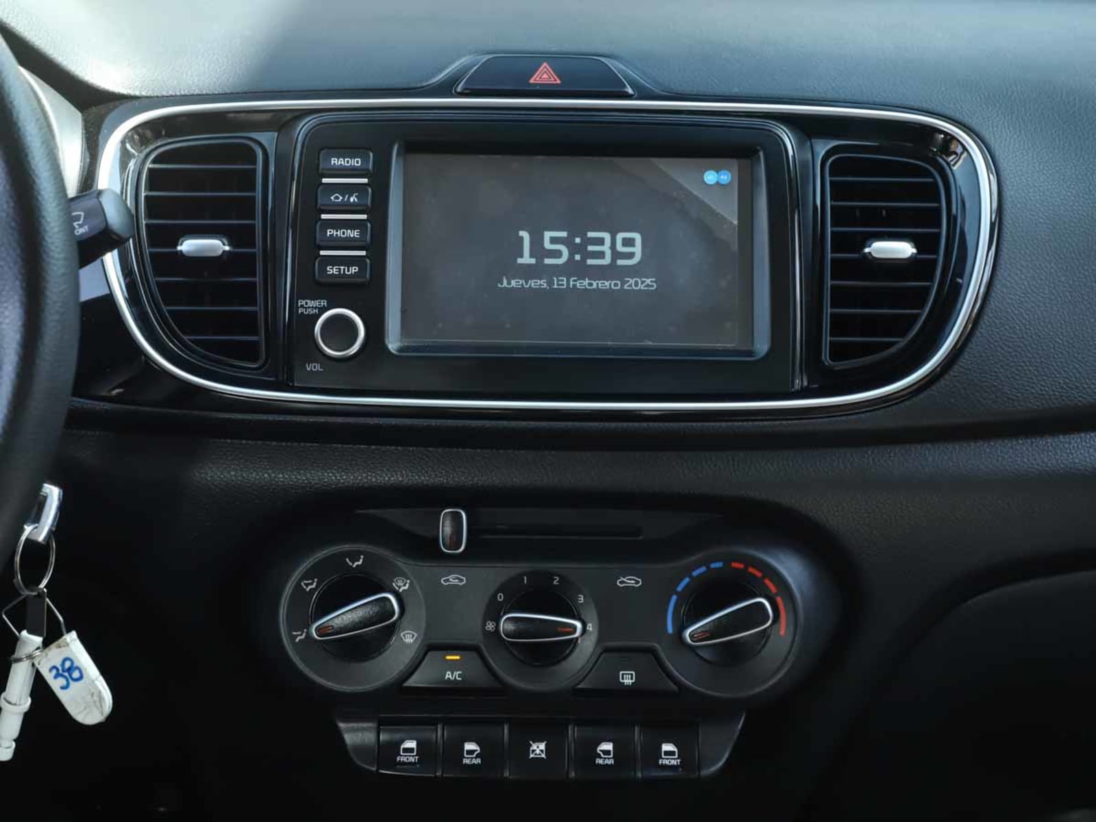 KIA MOTORS SOLUTO LX 1.4 2023 - Imagen 13 de 13
