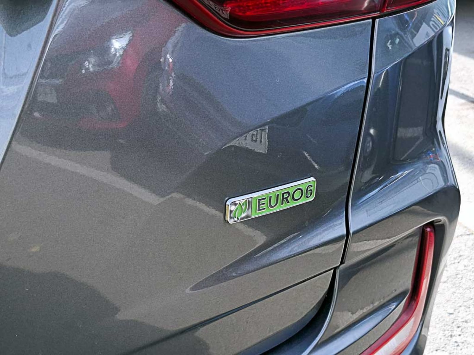 SSANGYONG REXTON 2.2 GLX AT DIESEL 2022 - Imagen 9 de 20