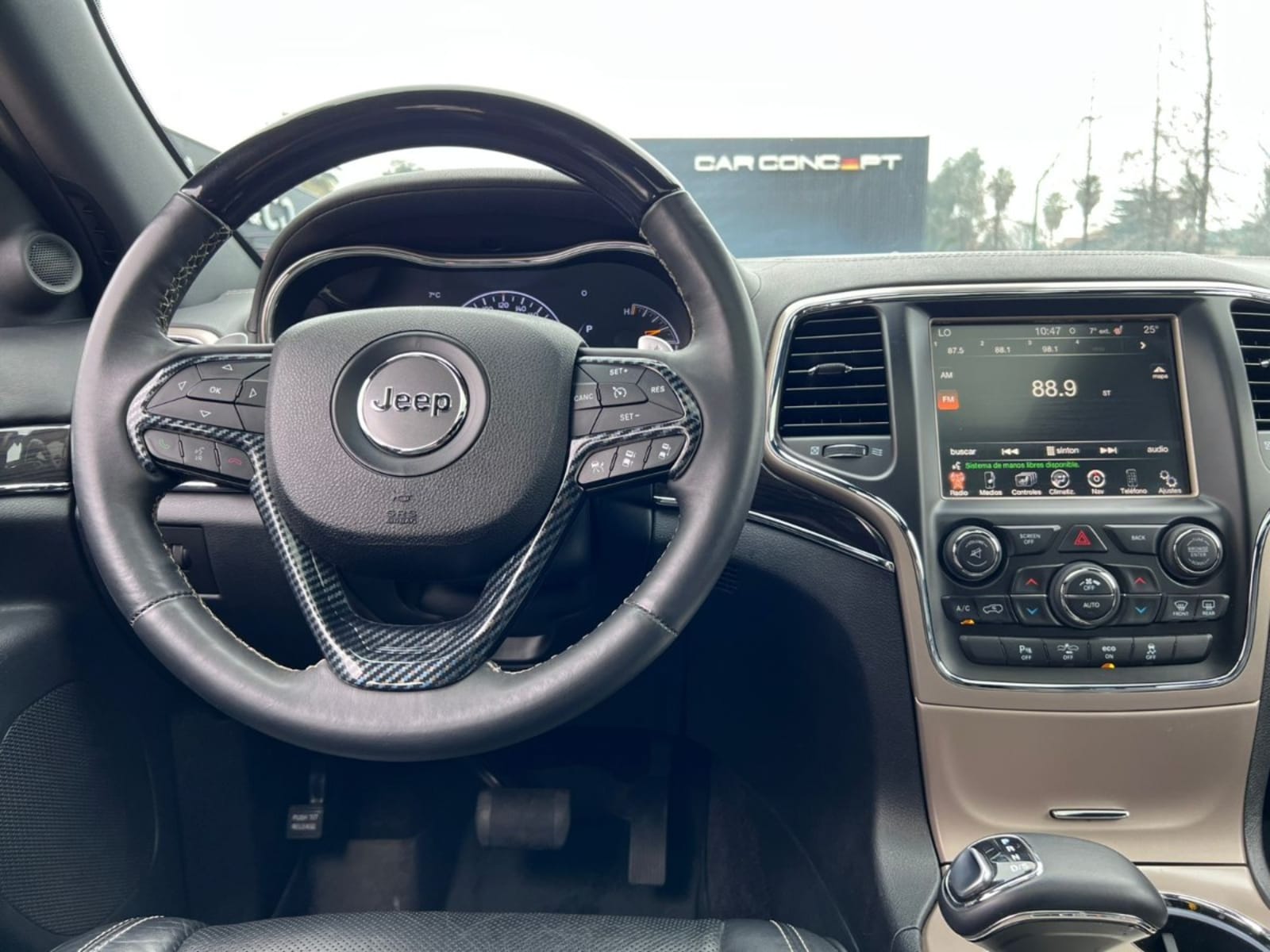 JEEP GRAND CHEROKEE OVERLAND 5.7 2016 - Imagen 10 de 20