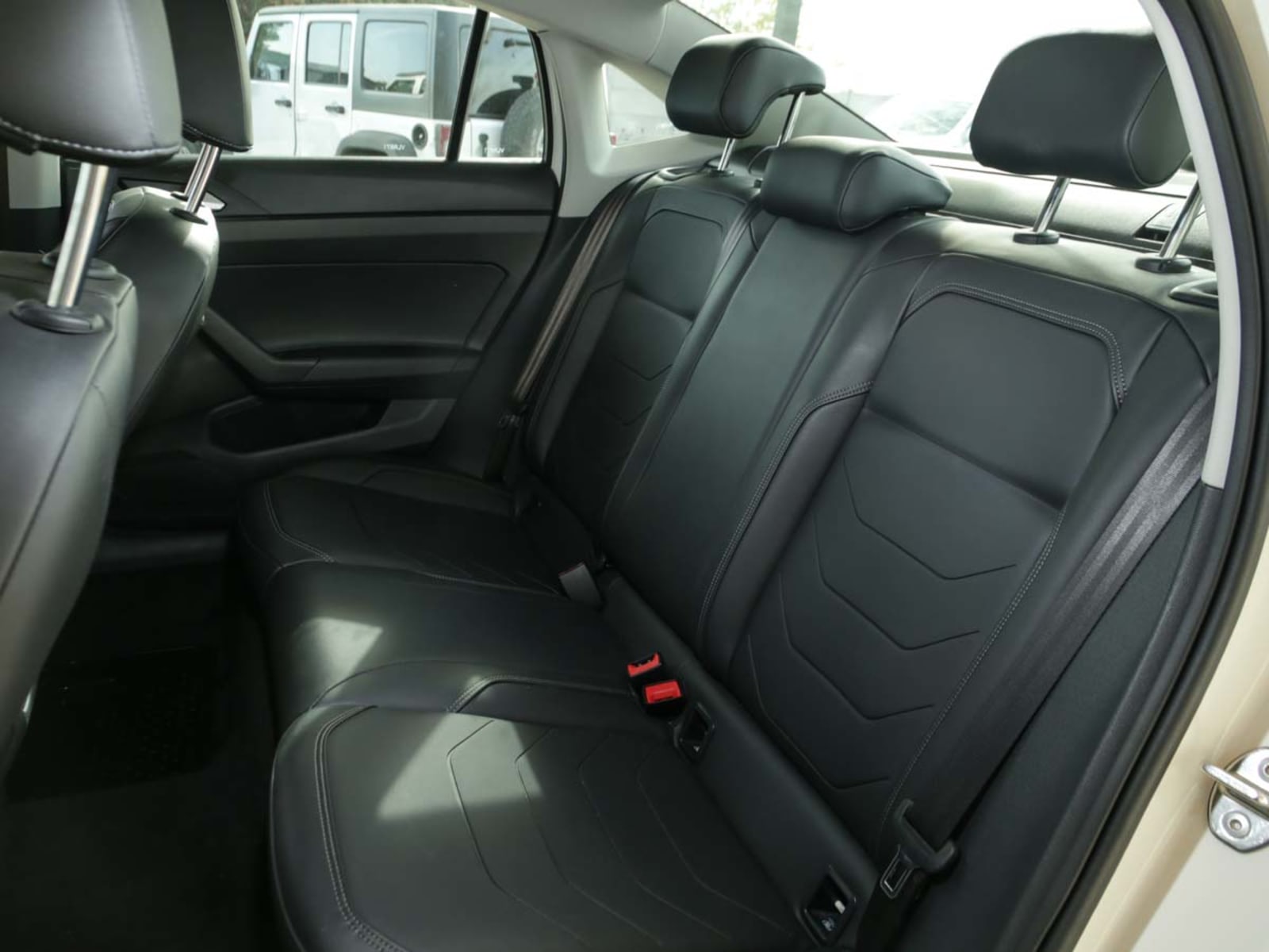 VOLKSWAGEN VIRTUS TSI 1.0 AUT 2026 - Imagen 11 de 13