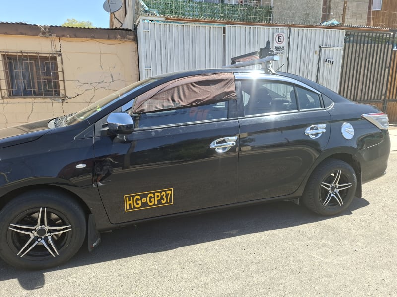 Toyota Toyota yaris sedan 2016 - Imagen 4 de 8