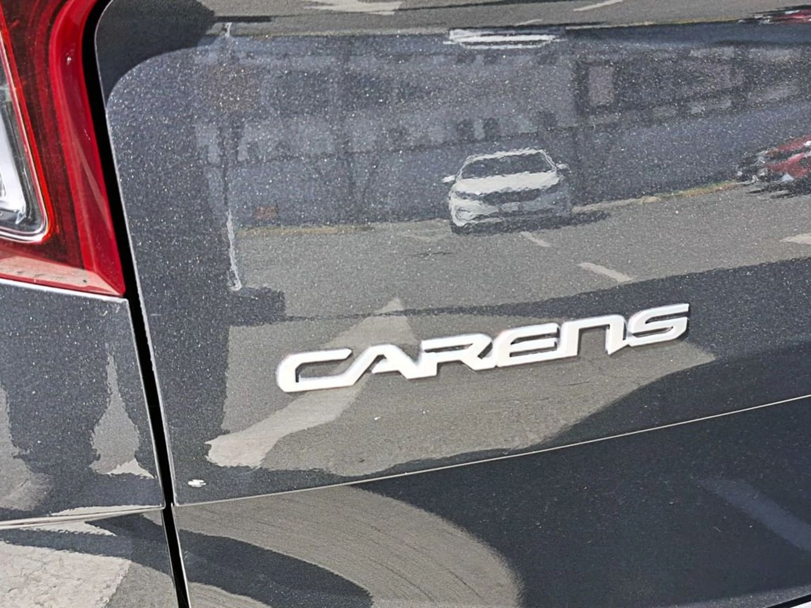 KIA CARENS LX 1.5 2023 - Imagen 5 de 16