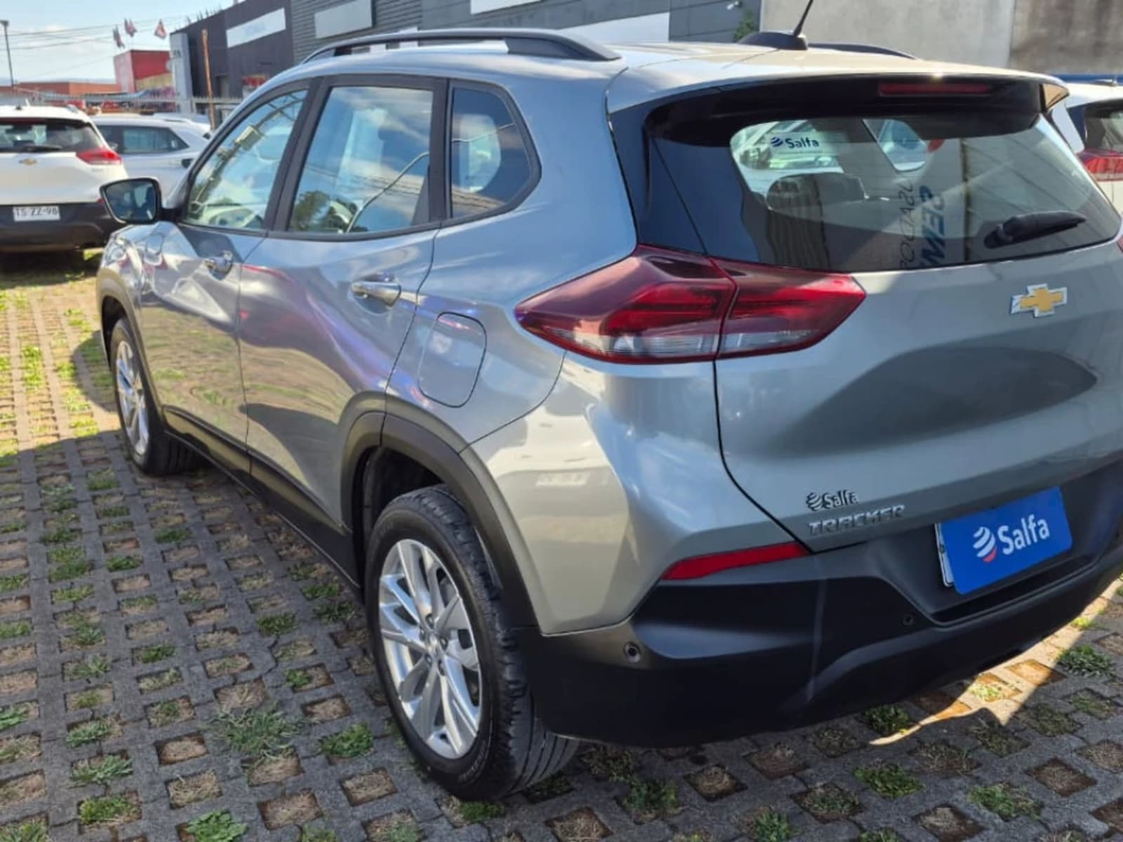 CHEVROLET TRACKER 1.2T LTZ R 4X2 AT 5P 2025 - Imagen 9 de 17