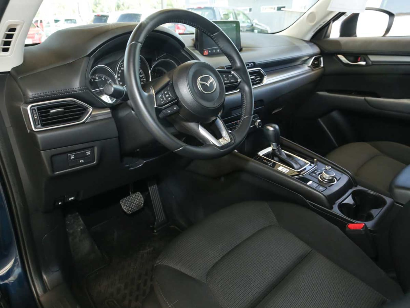MAZDA NEW CX 5 2.0 AUT 2023 - Imagen 8 de 13