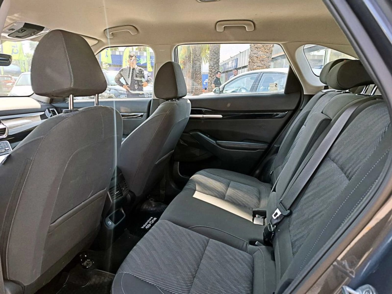KIA SELTOS 1.4T GDI EX AT 5P 2024 - Imagen 12 de 18