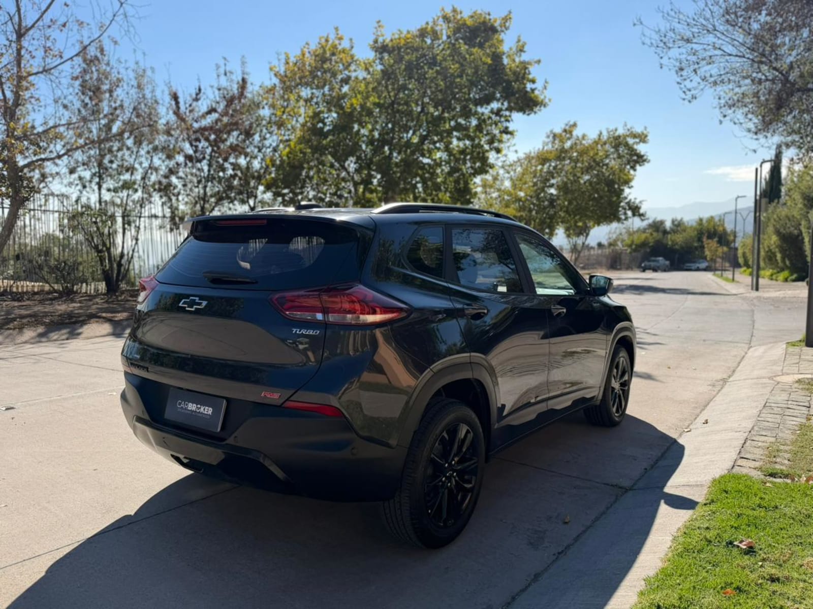 CHEVROLET TRACKER RS 2024 - Imagen 3 de 10