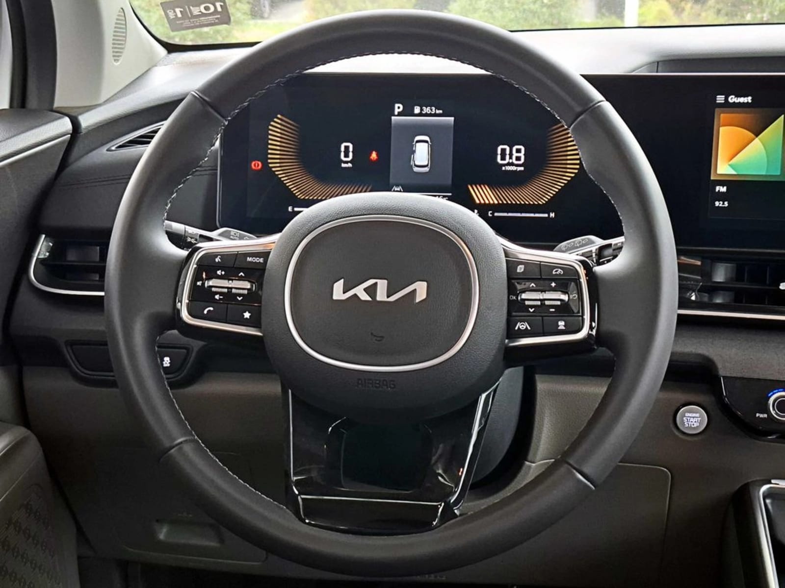 KIA CARNIVAL 2.2 EX DIESEL 4X2  AT 5P 2025 - Imagen 15 de 20