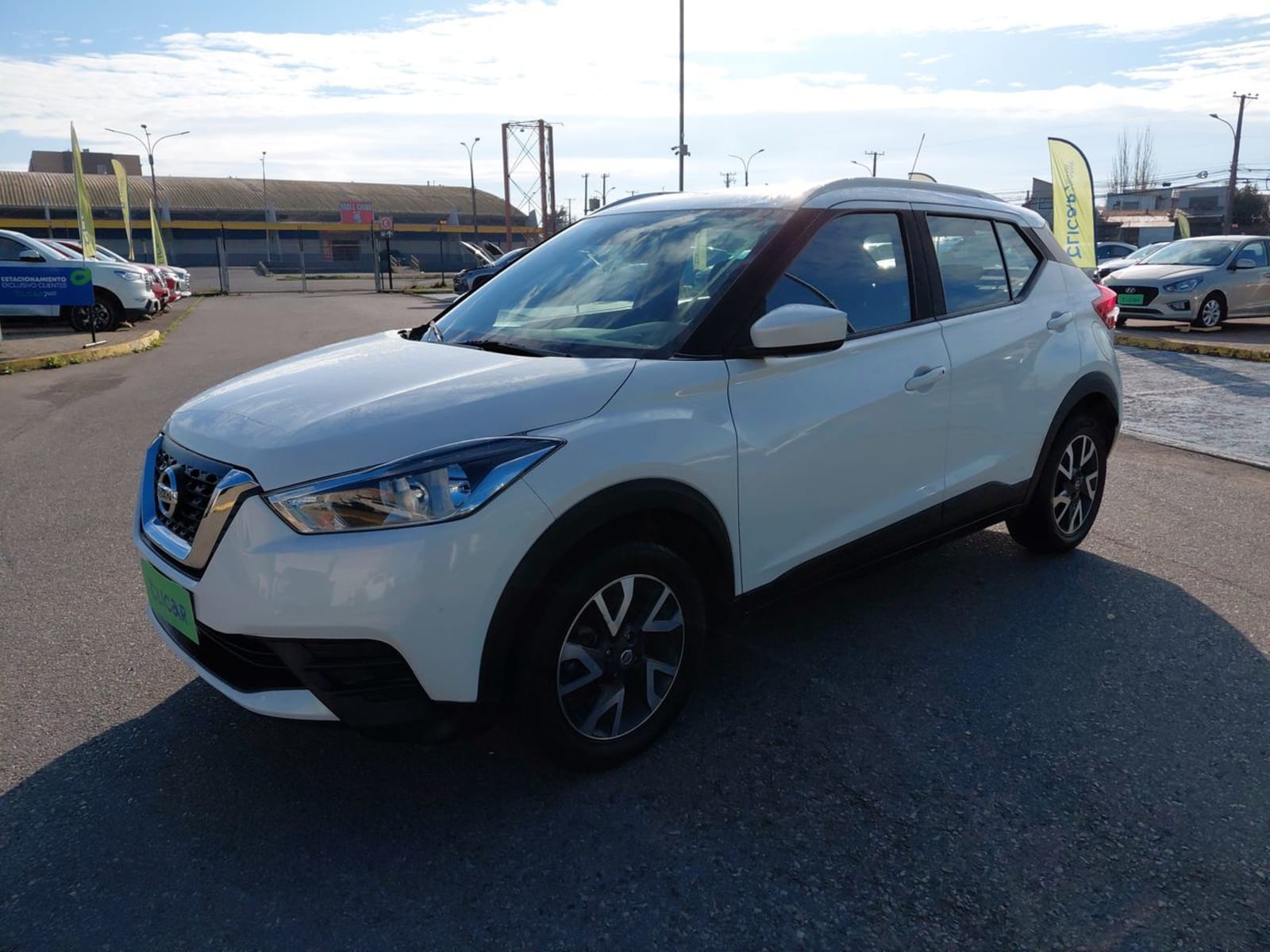 Nissan Kicks 1.6 Sense 4x2 Mt 5p 2019 - Imagen 3 de 8