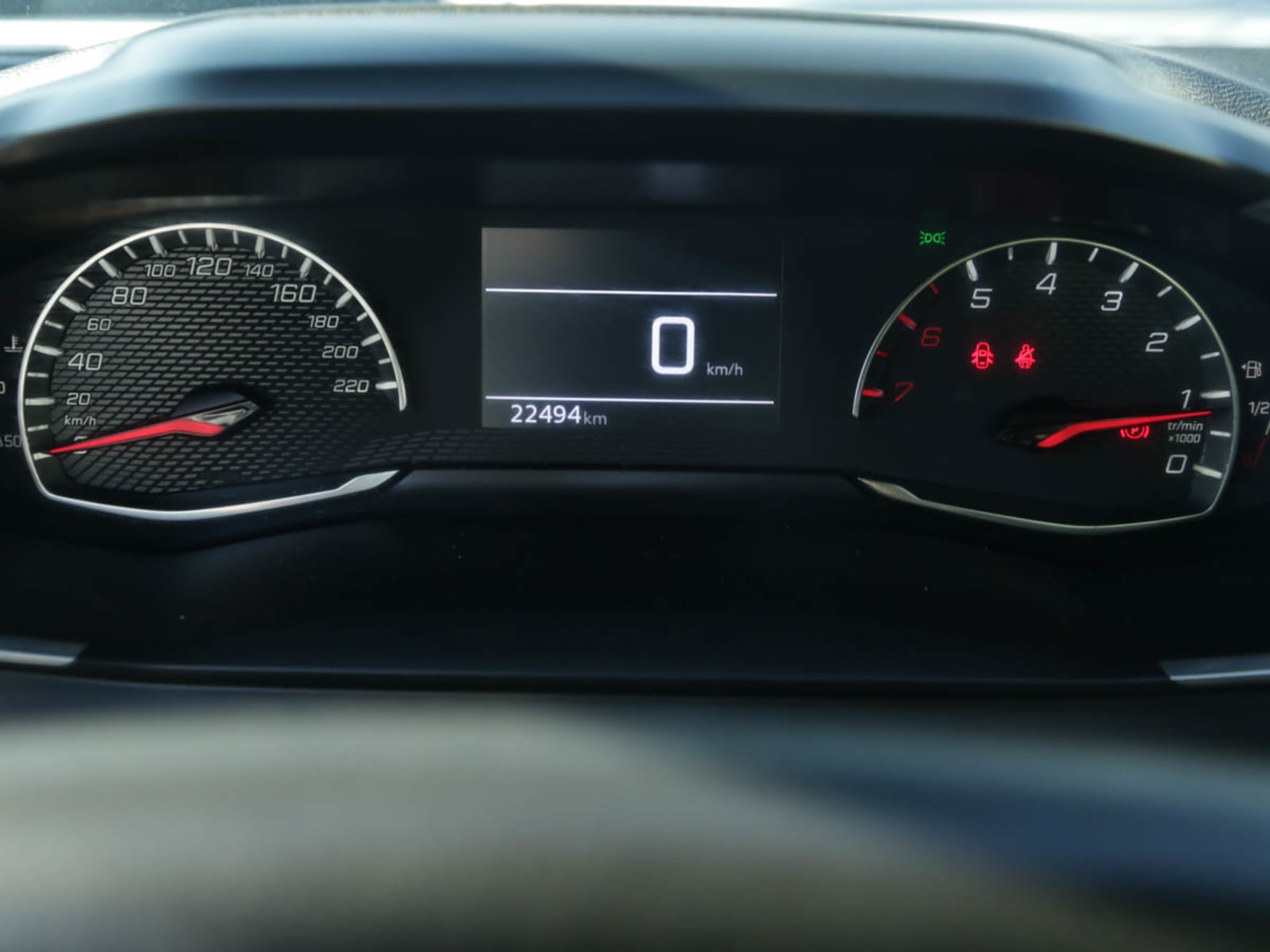 PEUGEOT 2008 ACTIVE BLUEHDI 1.5 2022 - Imagen 7 de 13