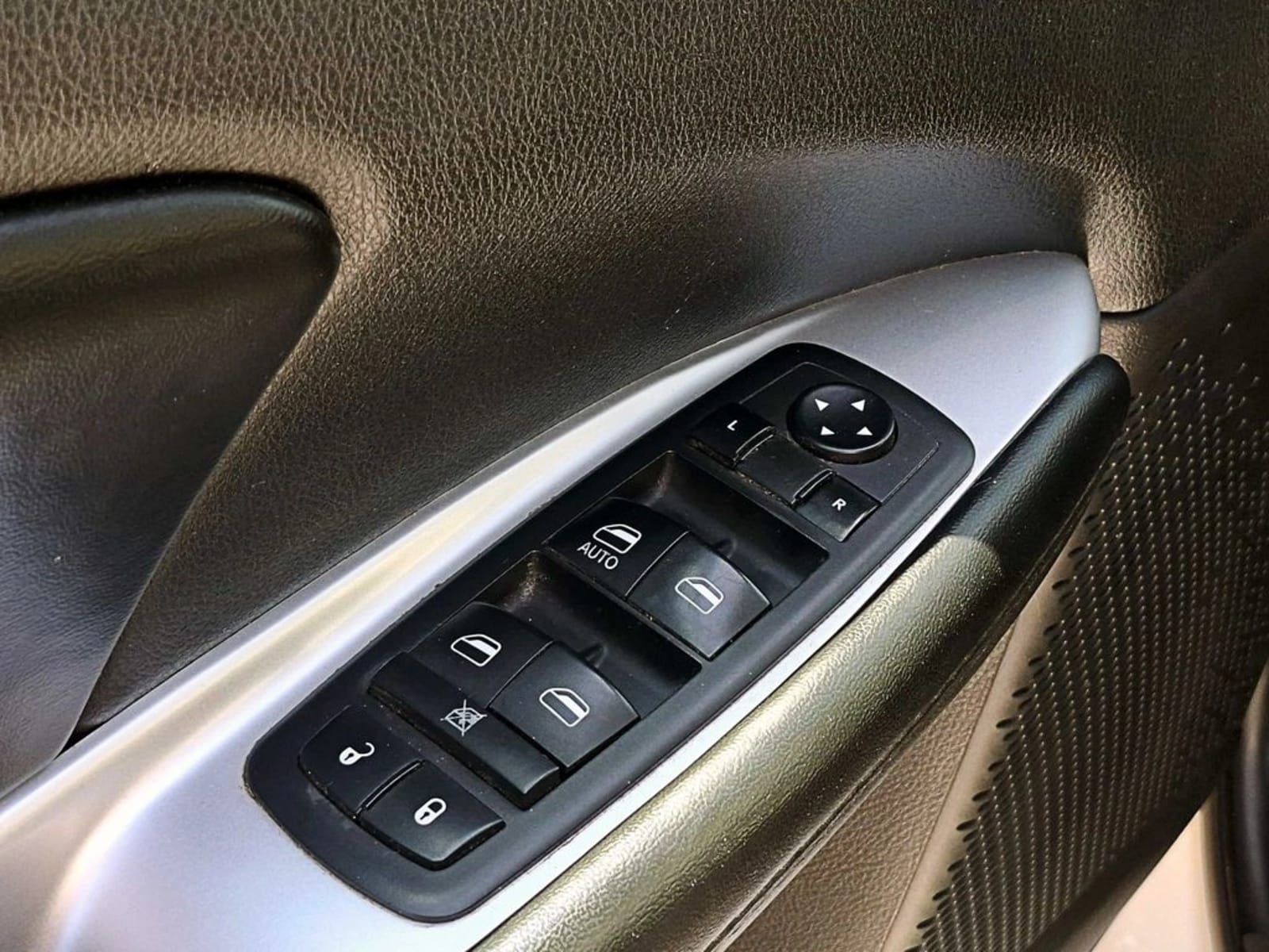 DODGE JOURNEY 2.4 SE AT 5P 2019 - Imagen 10 de 20