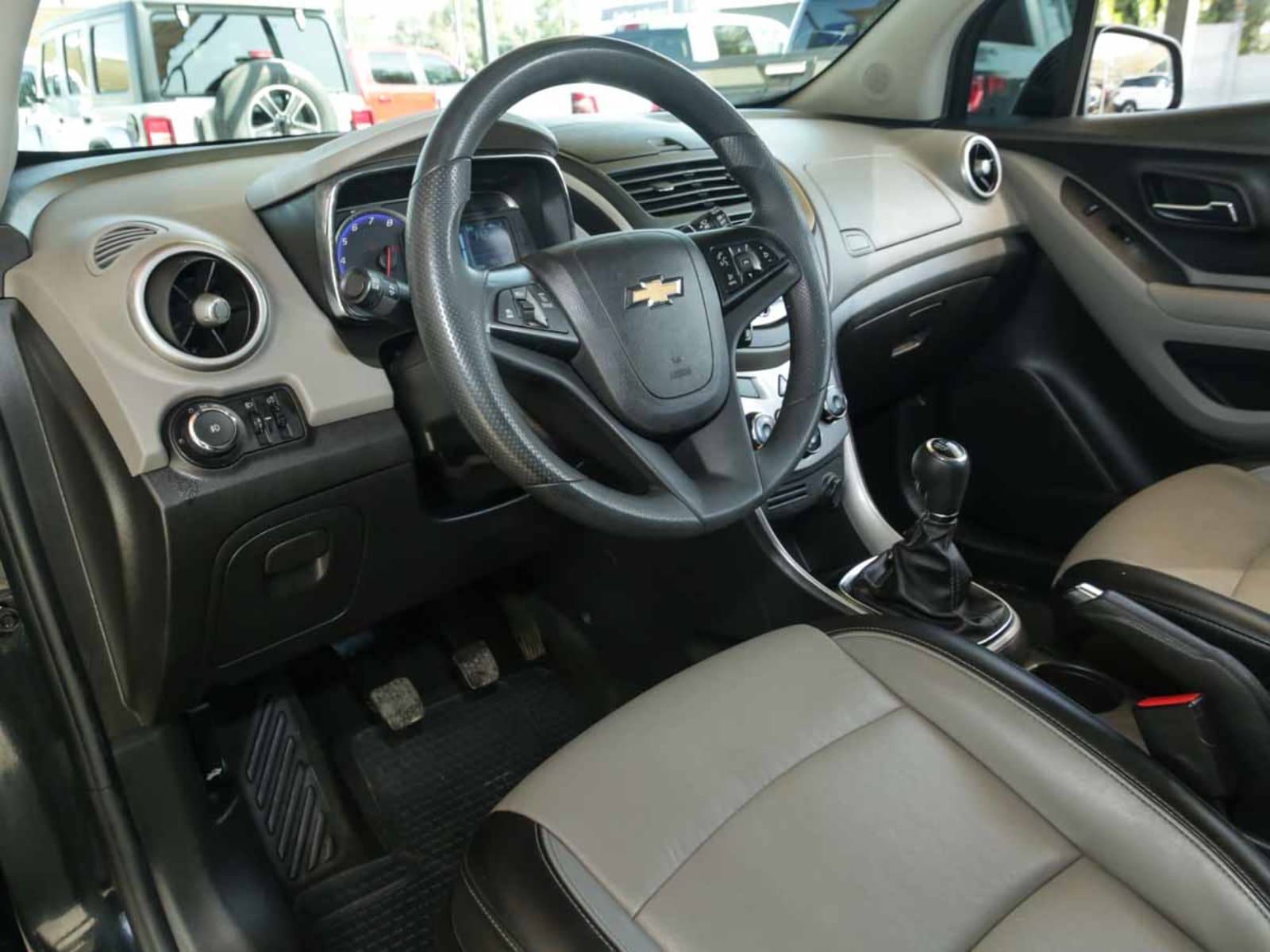 CHEVROLET TRACKER LT 1.8 2017 - Imagen 8 de 13