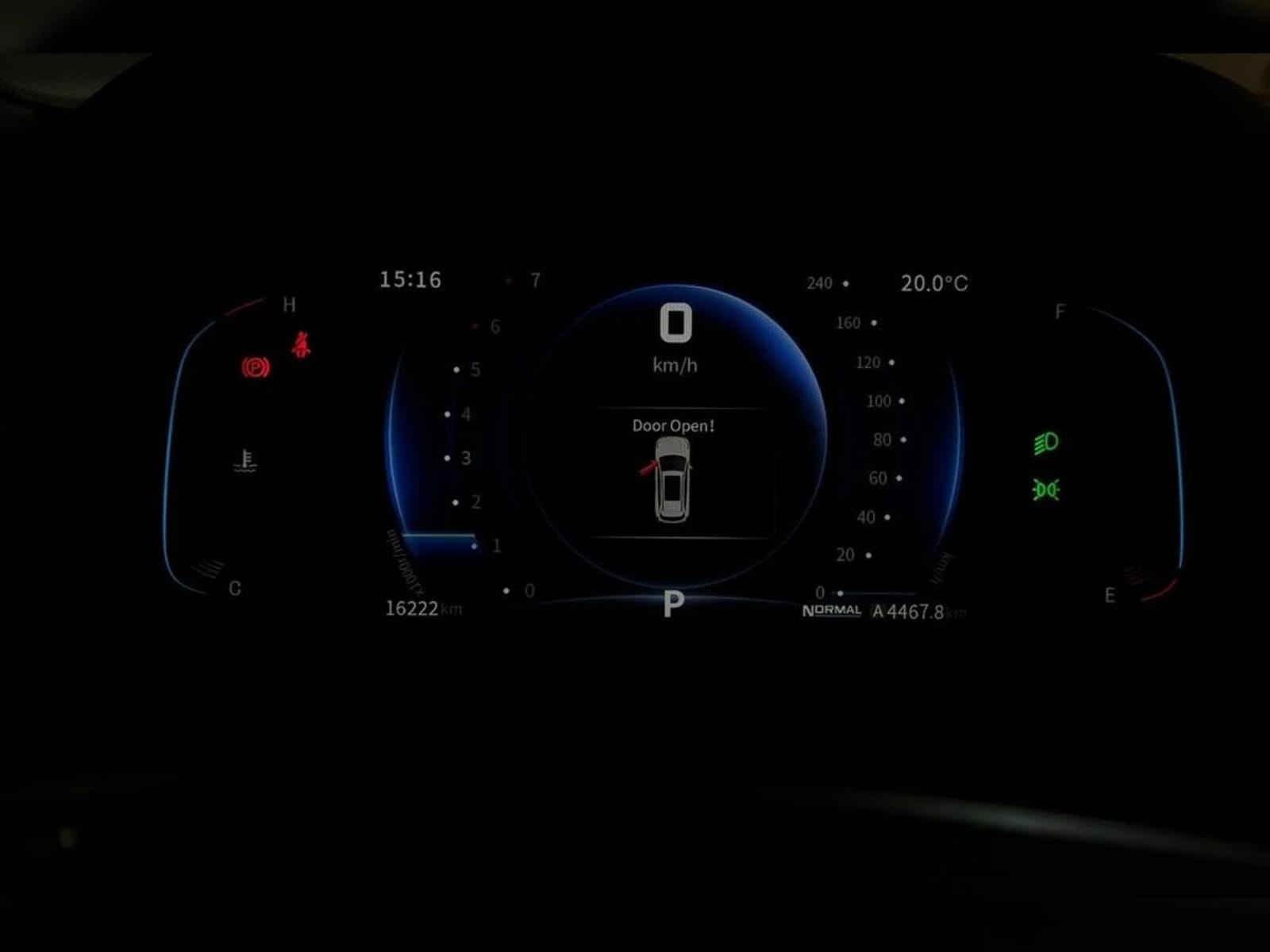 DFSK SUV 600 1.5 T LUXURY AT 2024 - Imagen 13 de 18