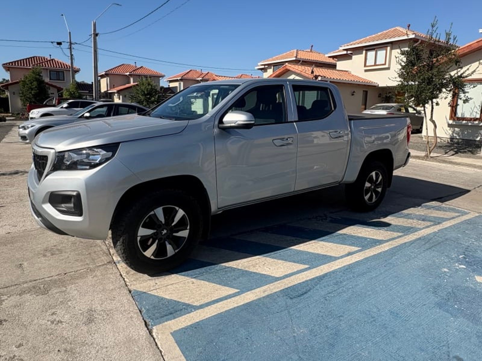 Peugeot LANDTREK 1.9 ACTION4 HDI 180 AT 4X4 DIESEL 2024 - Foto 4 de 6
