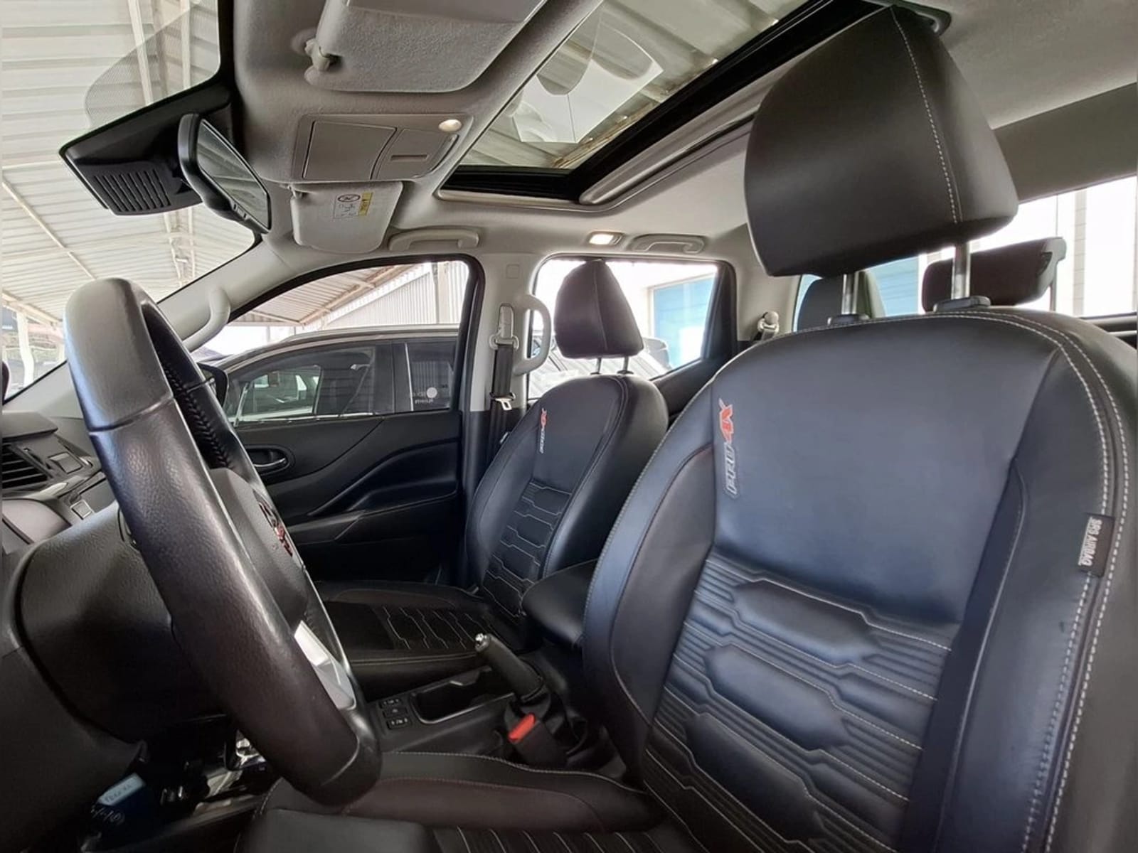 NISSAN NAVARA 2.3D PRO4X DIESEL 4X4 DOB.CAB. AT 4P 2024 - Imagen 11 de 20