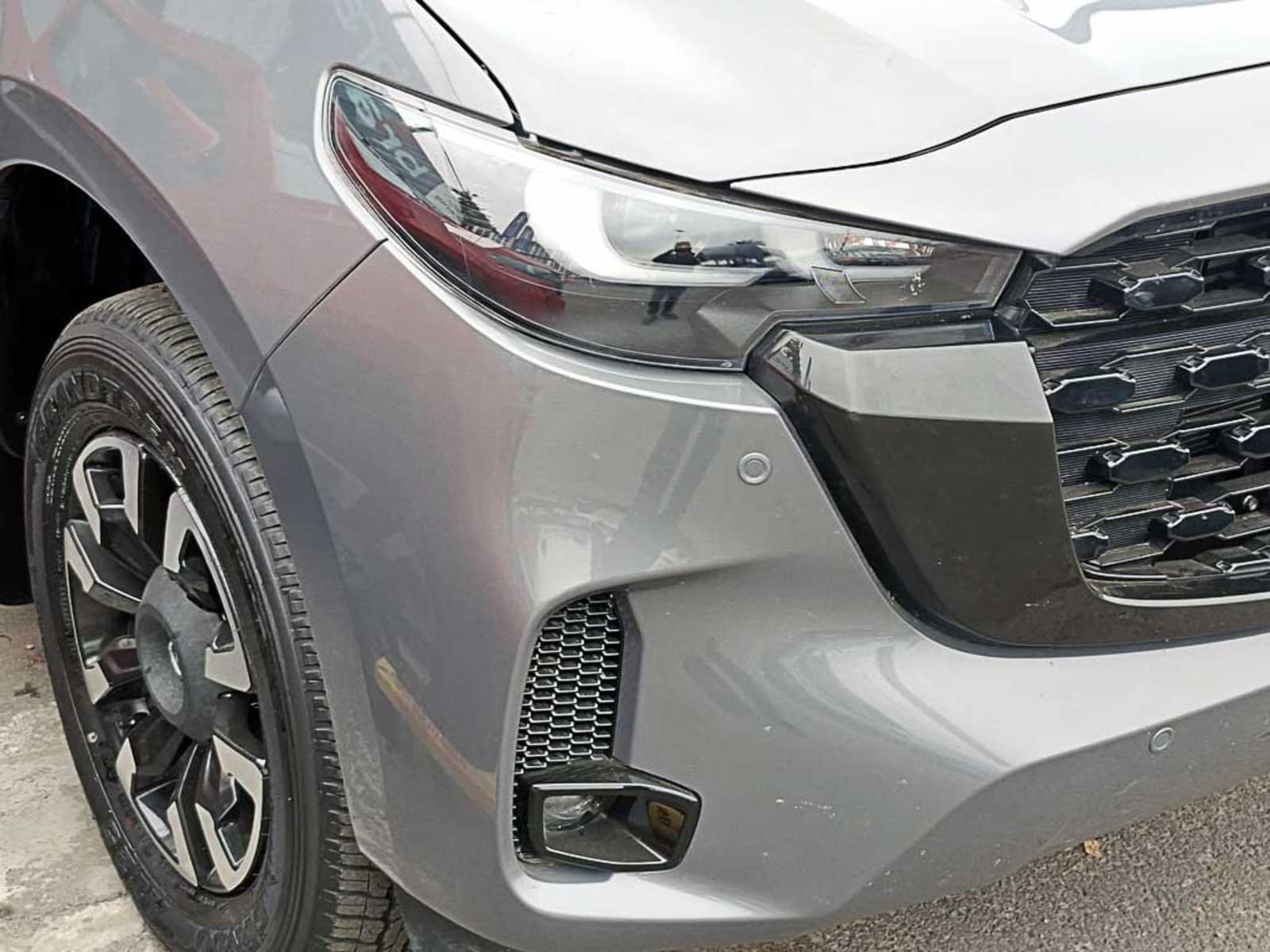 MAZDA BT-50 (IN) 3.0 DC HIGH AT 4X4 DIESEL 2025 - Imagen 4 de 17