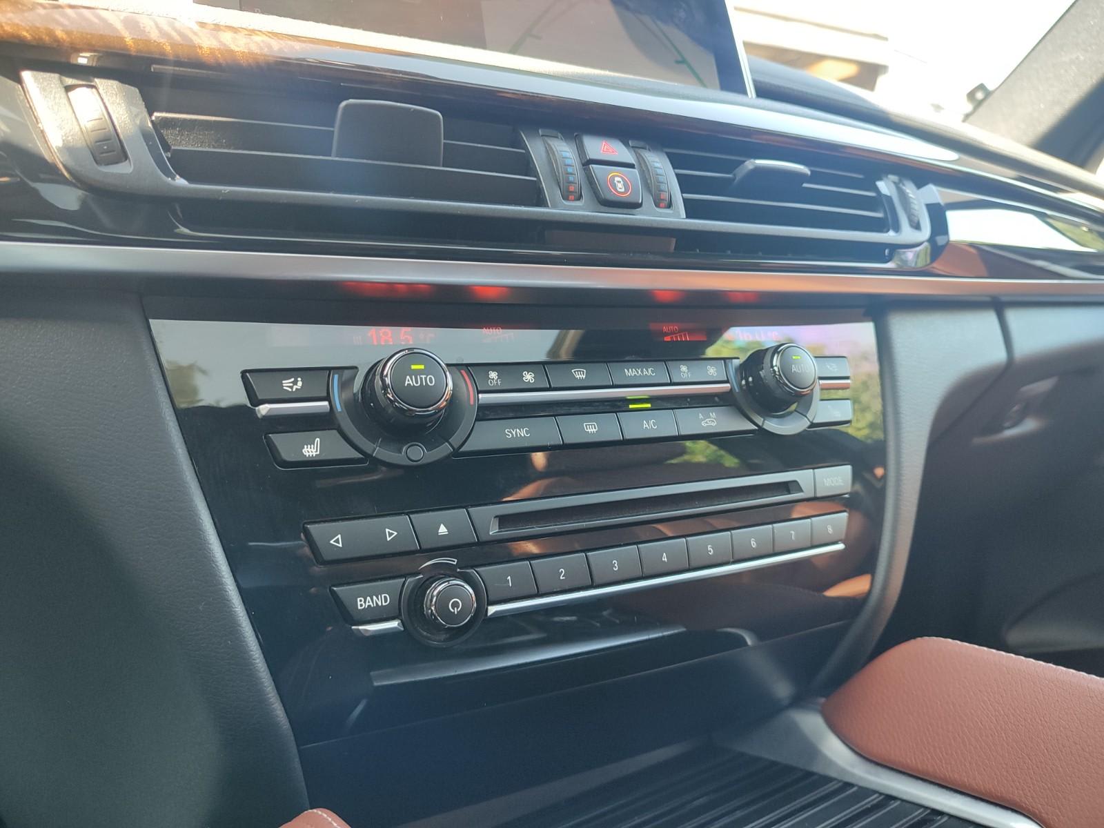 BMW X6 XDRIVE 50I 4.4 V8 AT 2019 - Imagen 12 de 18
