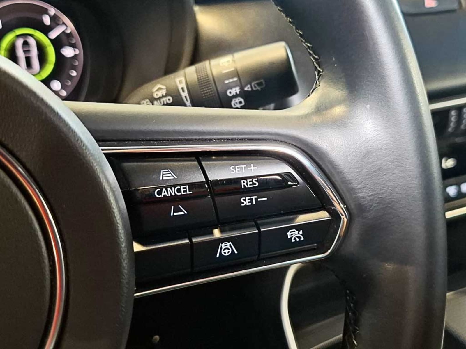 MAZDA CX-90 (IN) 3.3 SIGNATURE AT 4X4 HIBRIDO 2025 - Imagen 17 de 20
