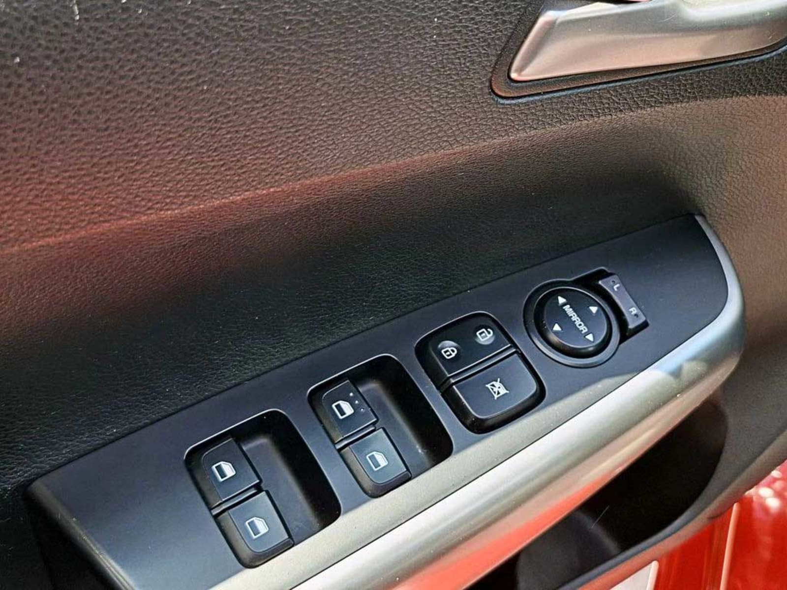 KIA MORNING 1.2 MT 5P 2025 - Imagen 9 de 18